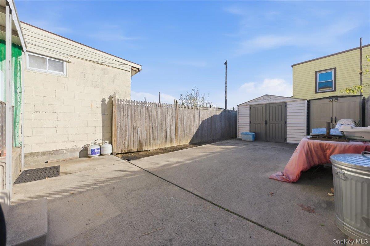 Single Family 33rd Queens, NY 11361, MLS-938174-15