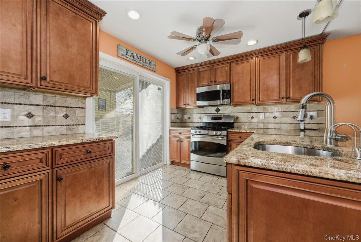 Single Family 33rd Queens, NY 11361, MLS-938174-7