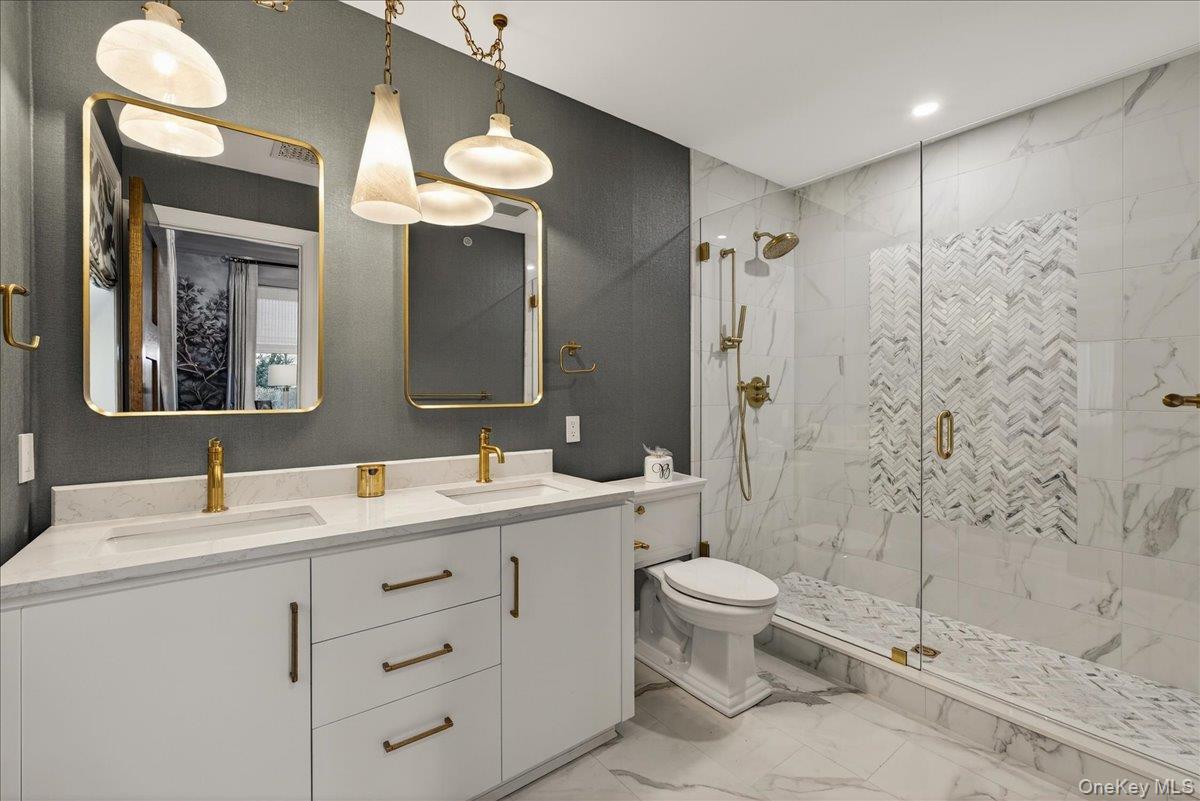 Condo Regent  Out Of Area, NY 12866, MLS-938179-20