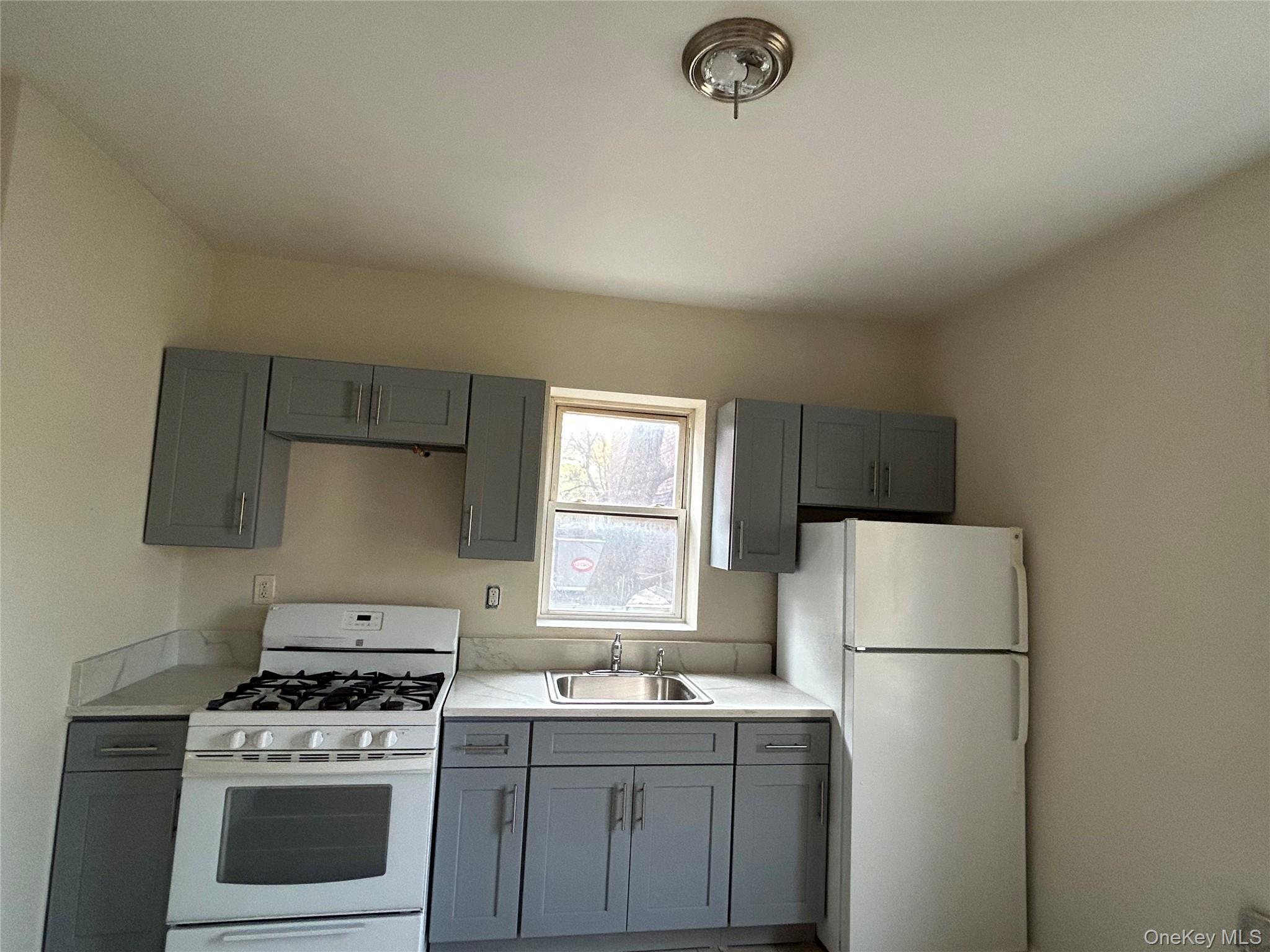 Single Family Lander  Orange County, NY 12550, MLS-938180-19