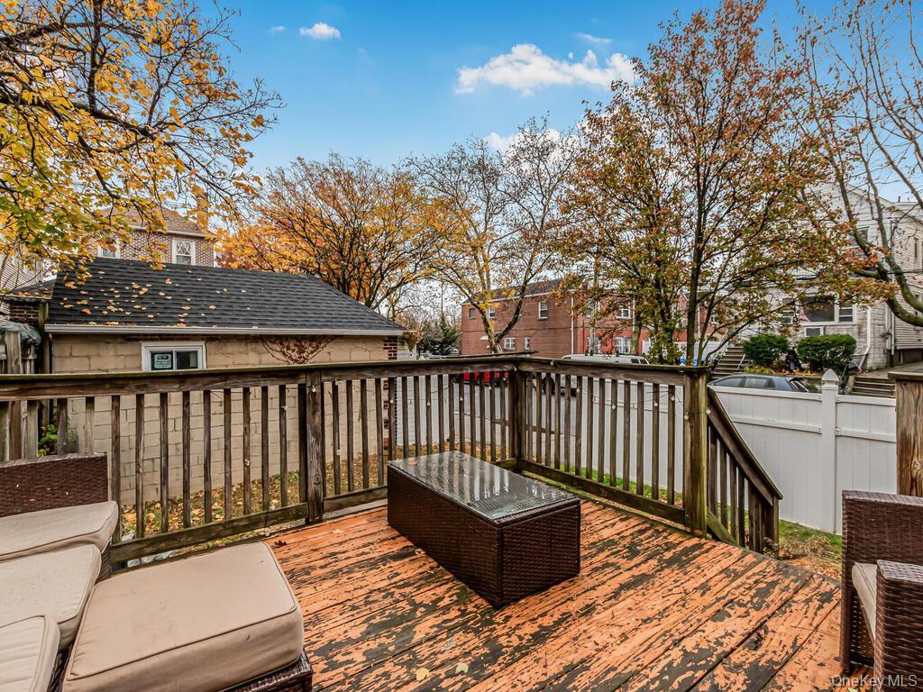 Single Family Hollywood  Bronx, NY 10461, MLS-938193-15