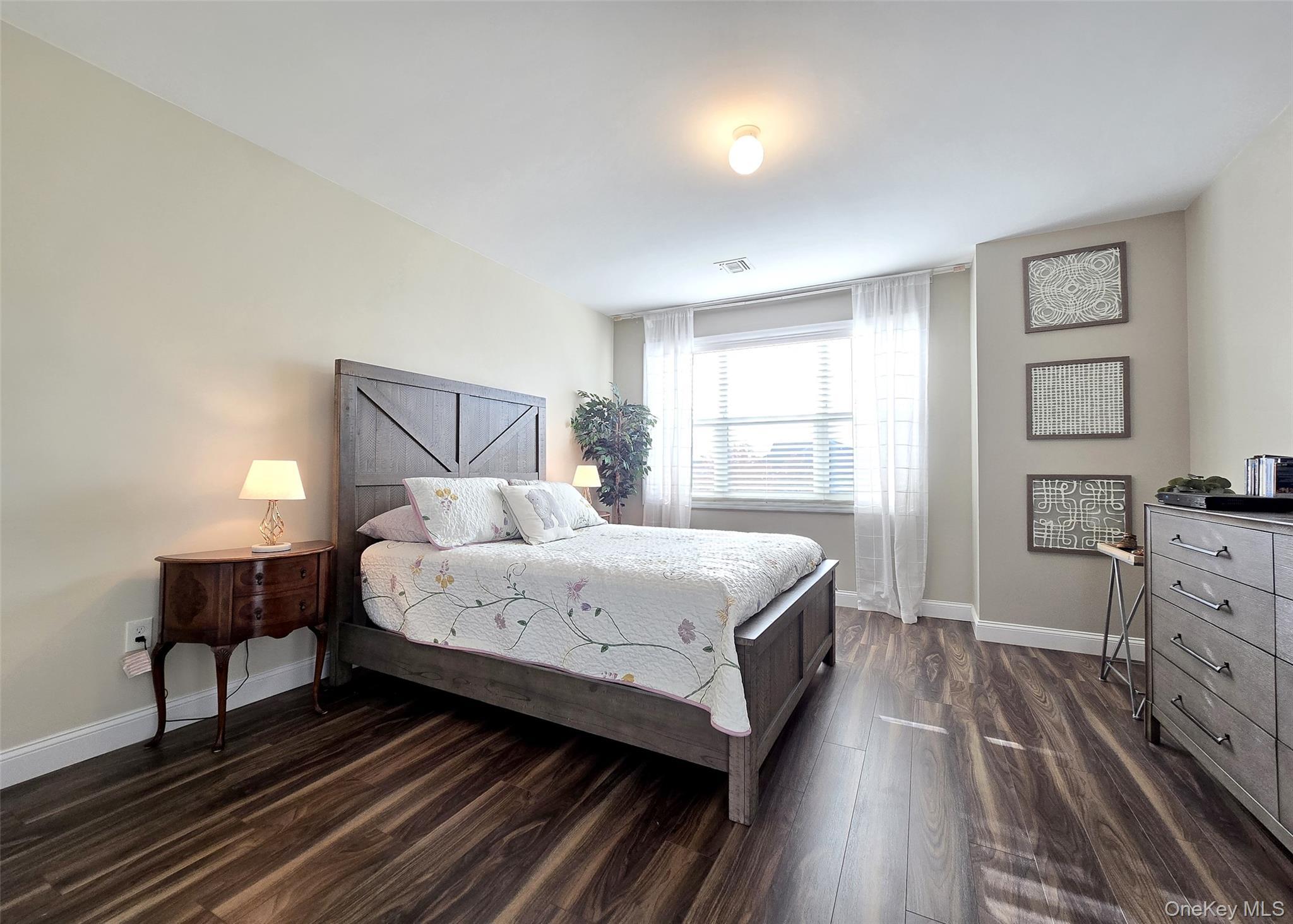 Condo Grace Hall  Suffolk County, NY 11980, MLS-938201-22