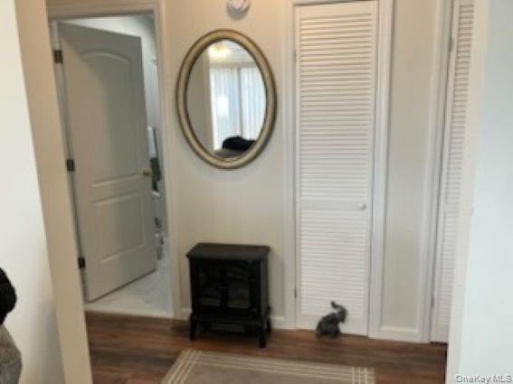 Single Family Old Country Suffolk County, NY 11901, MLS-938220-3