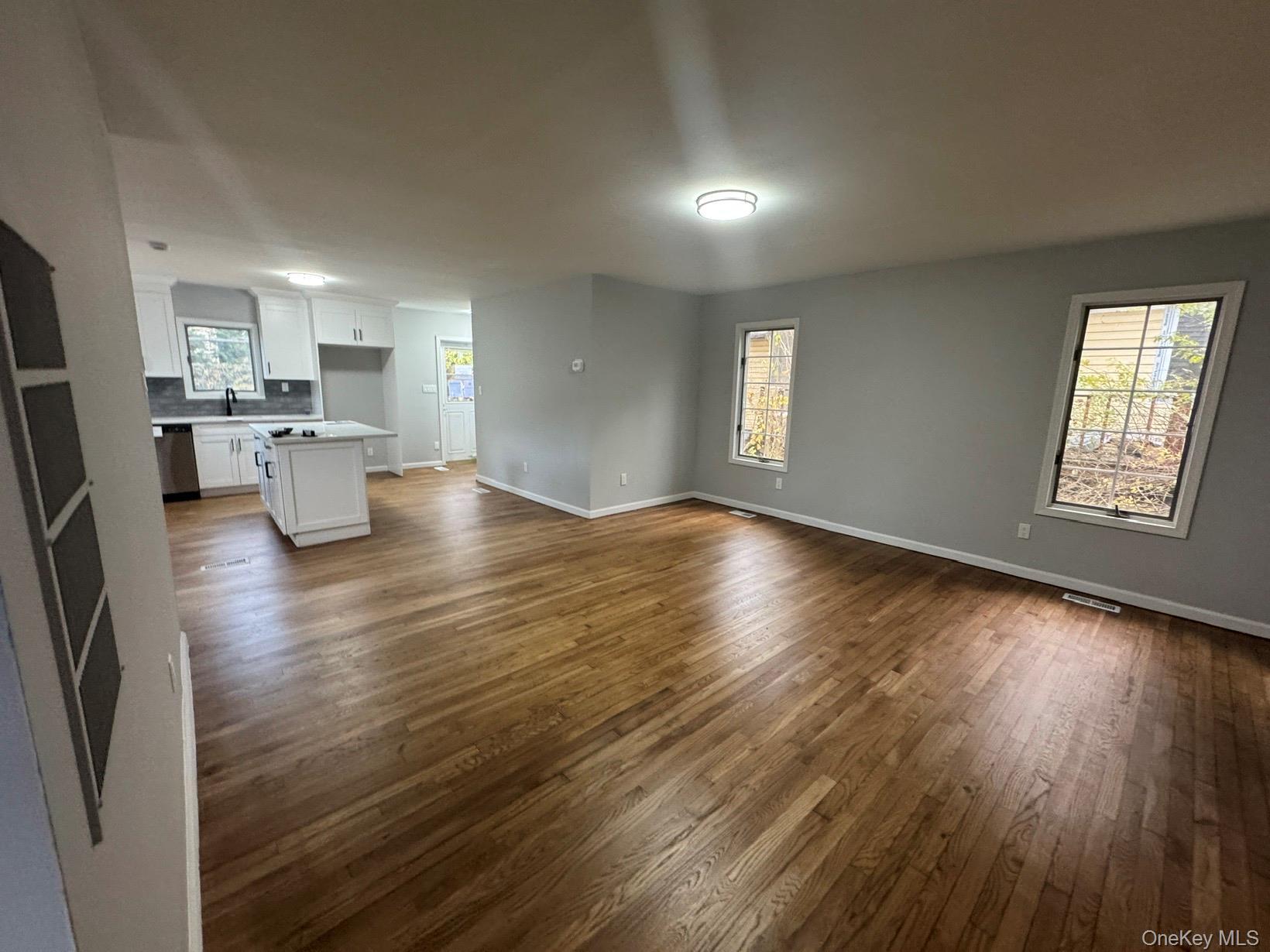 Single Family Woodland  Suffolk County, NY 11743, MLS-938221-16