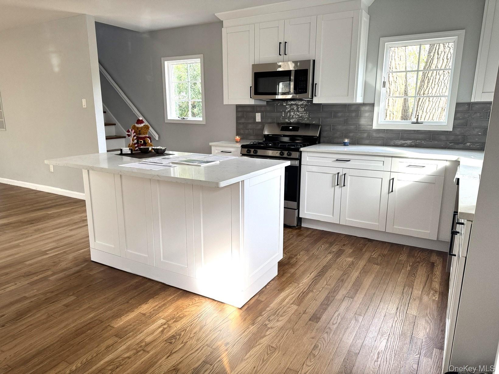 Single Family Woodland  Suffolk County, NY 11743, MLS-938221-6