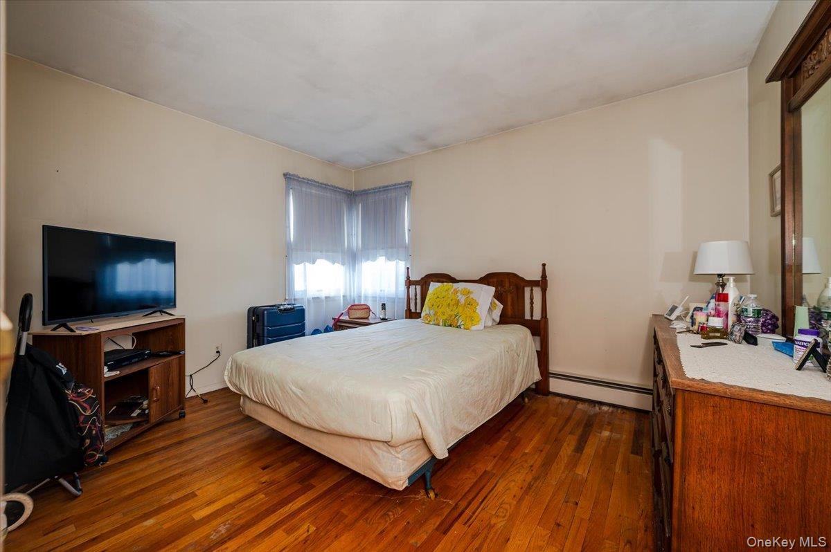 Single Family Lakeview Nassau County, NY 11565, MLS-938231-14