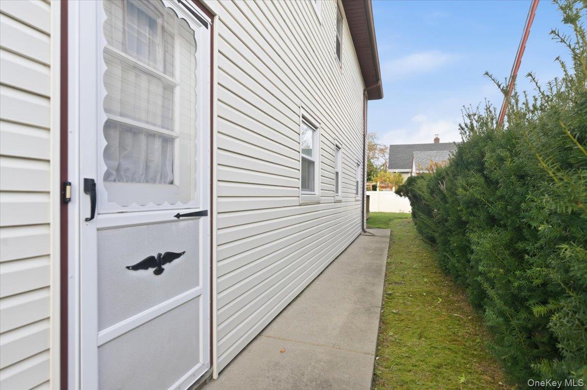 Single Family Lakeview Nassau County, NY 11565, MLS-938231-19