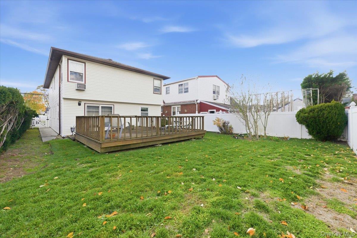 Single Family Lakeview Nassau County, NY 11565, MLS-938231-21