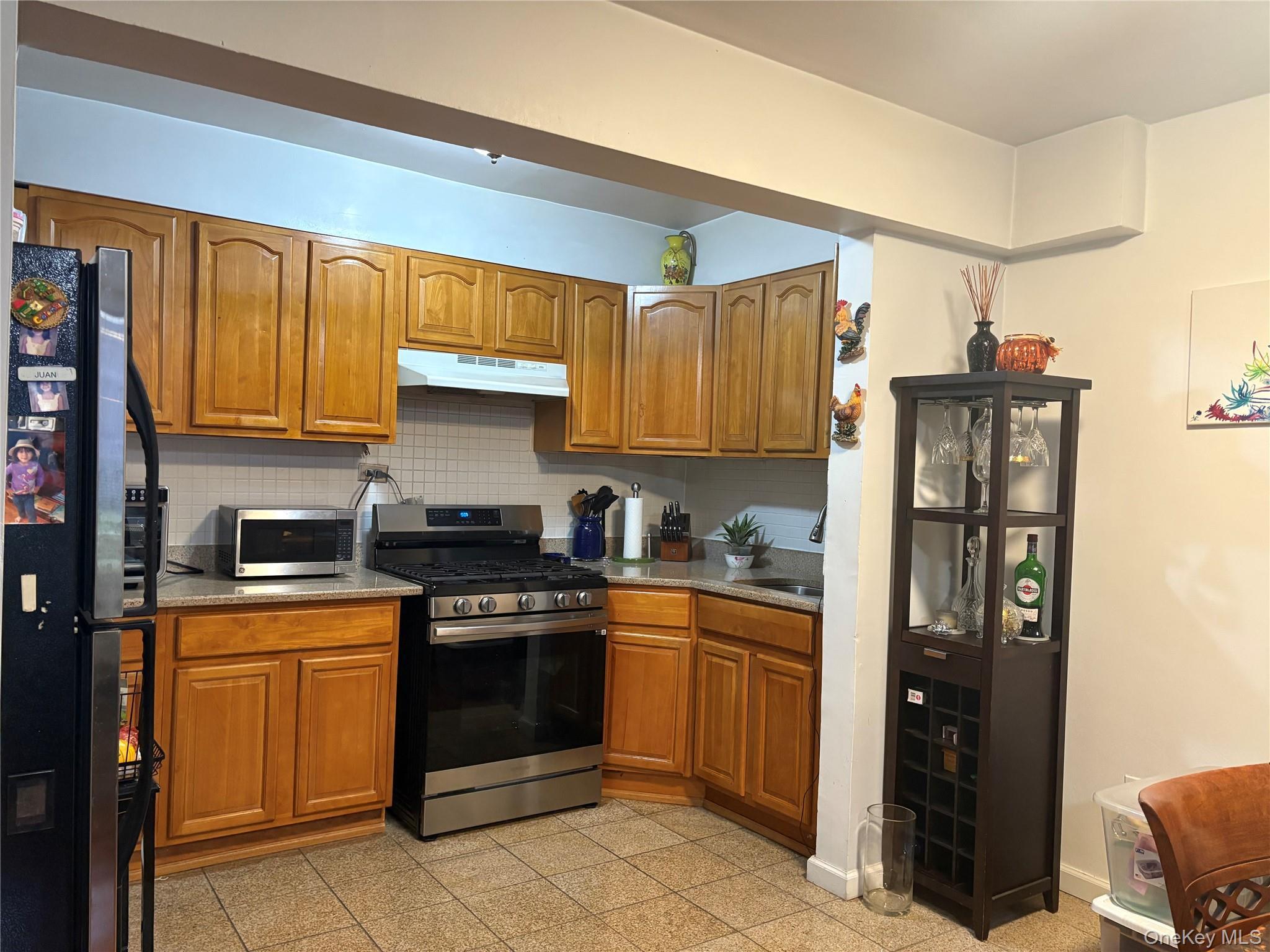 Coop 51  Queens, NY 11377, MLS-938233-4