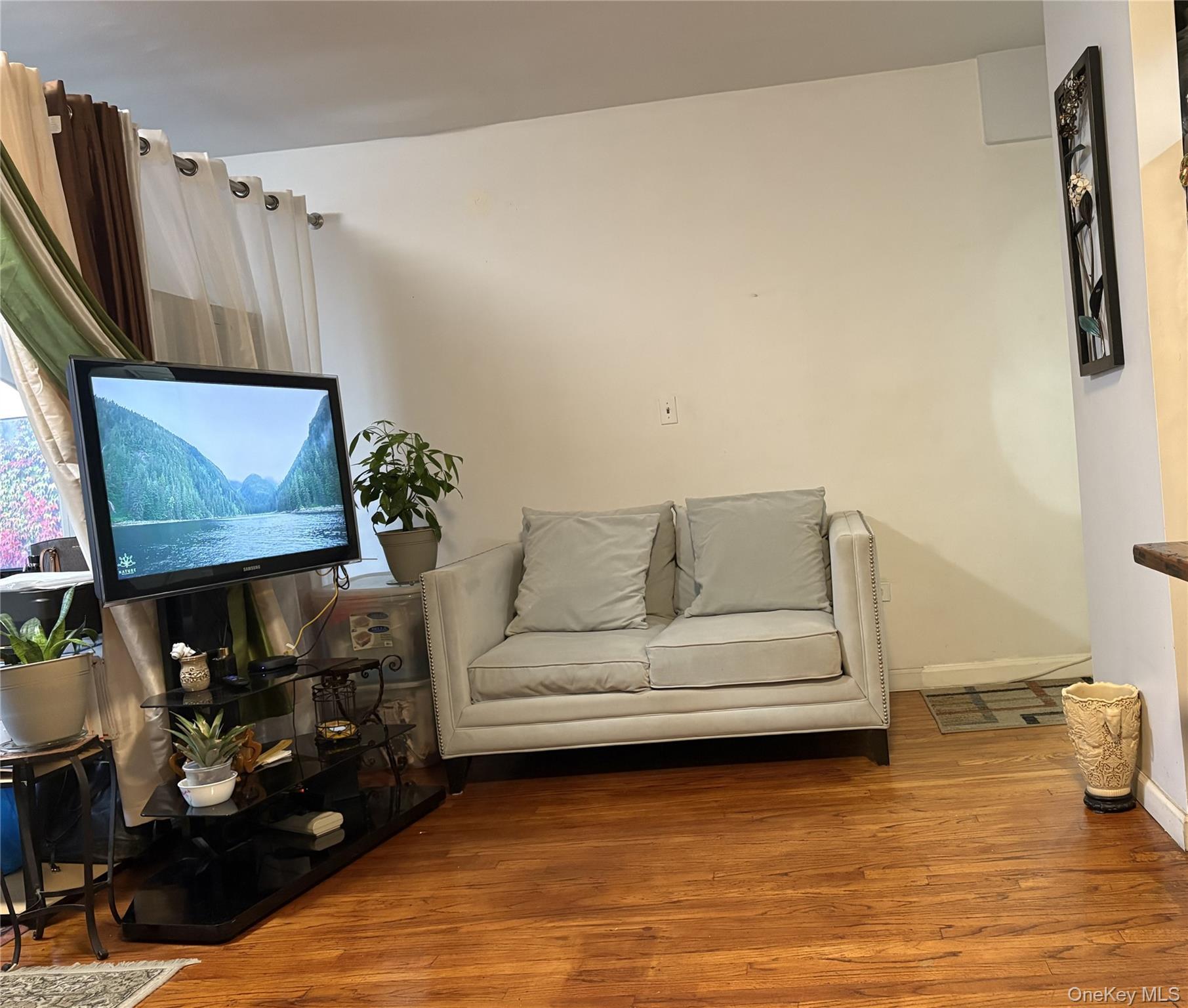 Coop 51  Queens, NY 11377, MLS-938233-8