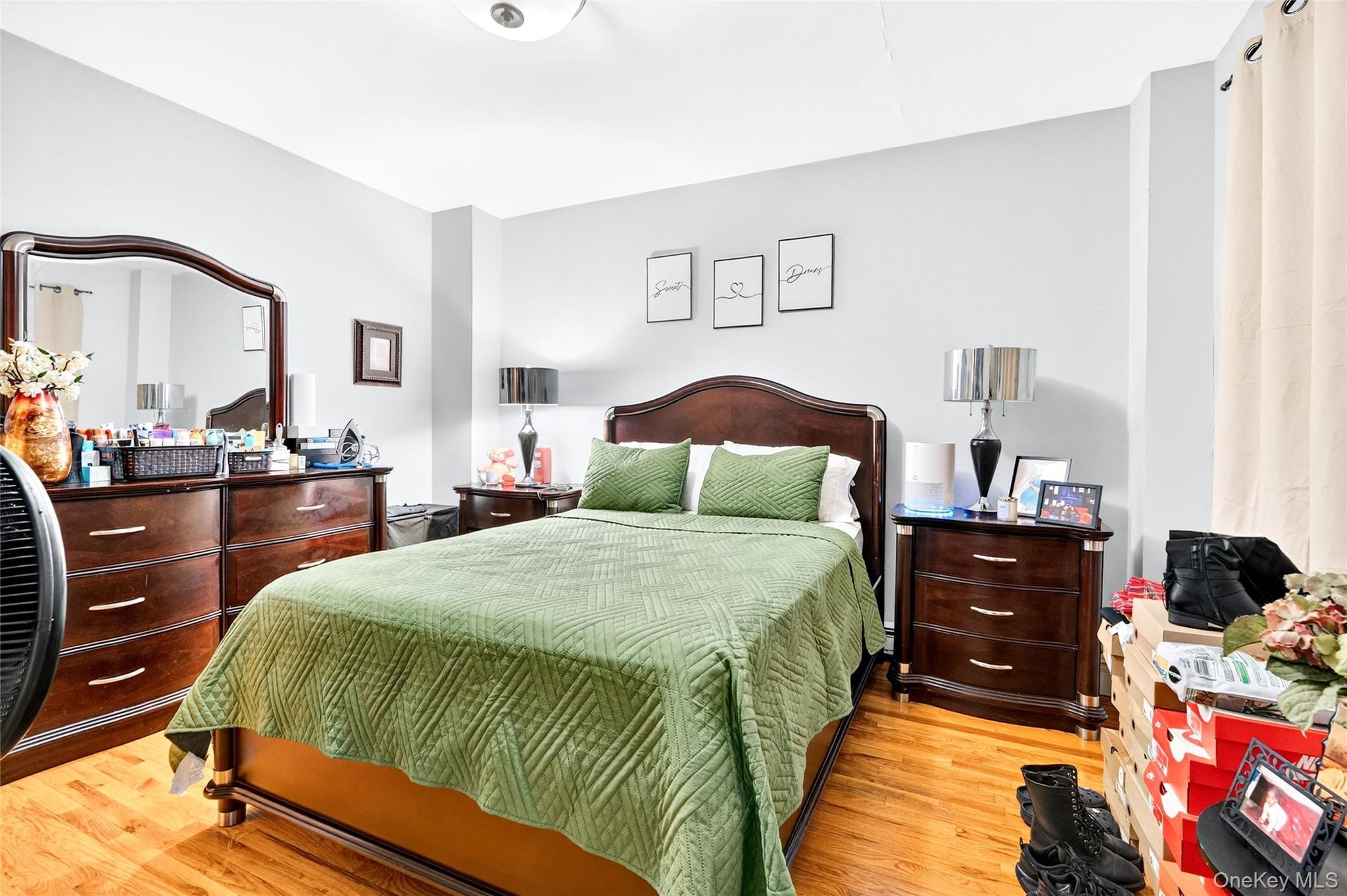 Single Family Bronx Park Bronx, NY 10460, MLS-938238-19