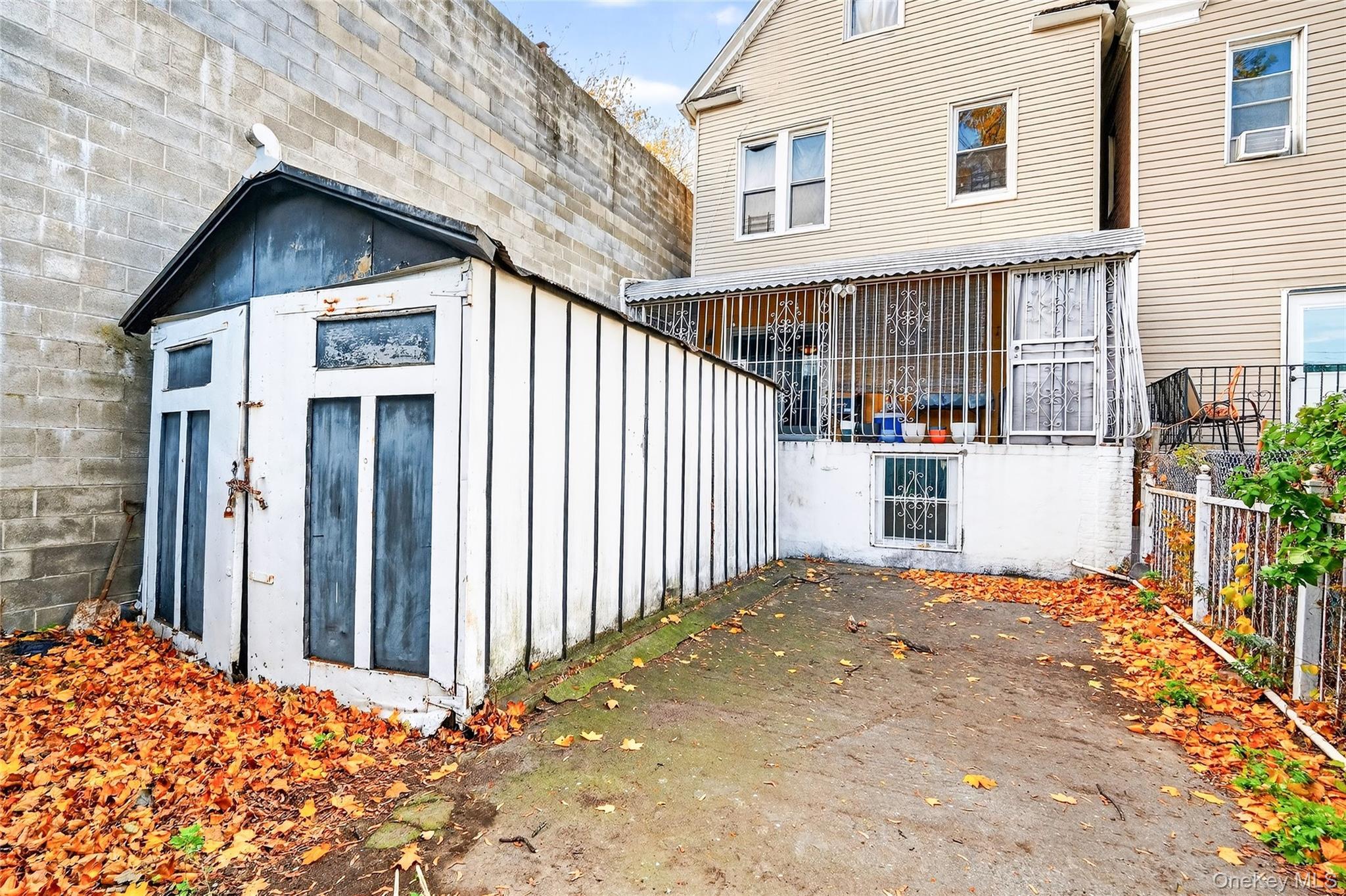Single Family Bronx Park  Bronx, NY 10460, MLS-938238-37