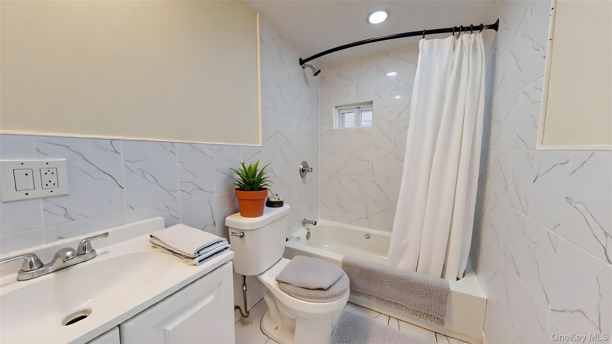 Single Family Logan Brooklyn, NY 11208, MLS-938239-8