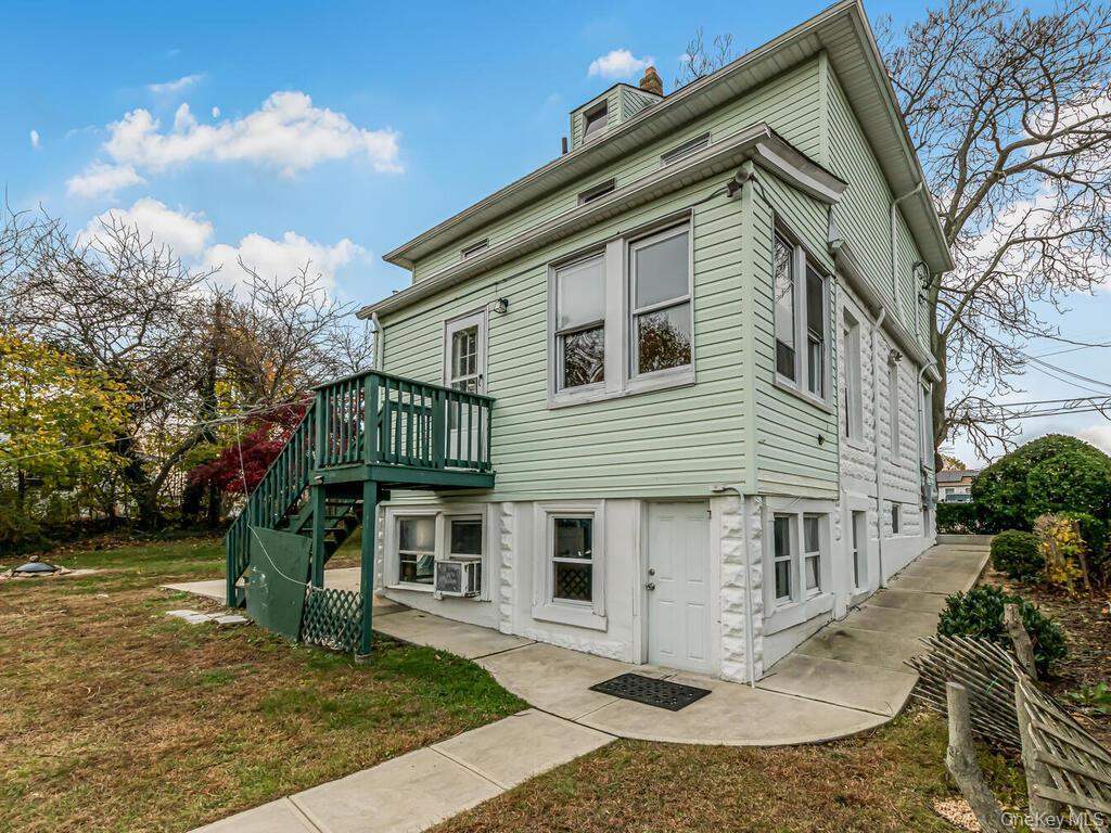 Single Family Meucci  Suffolk County, NY 11726, MLS-938242-5