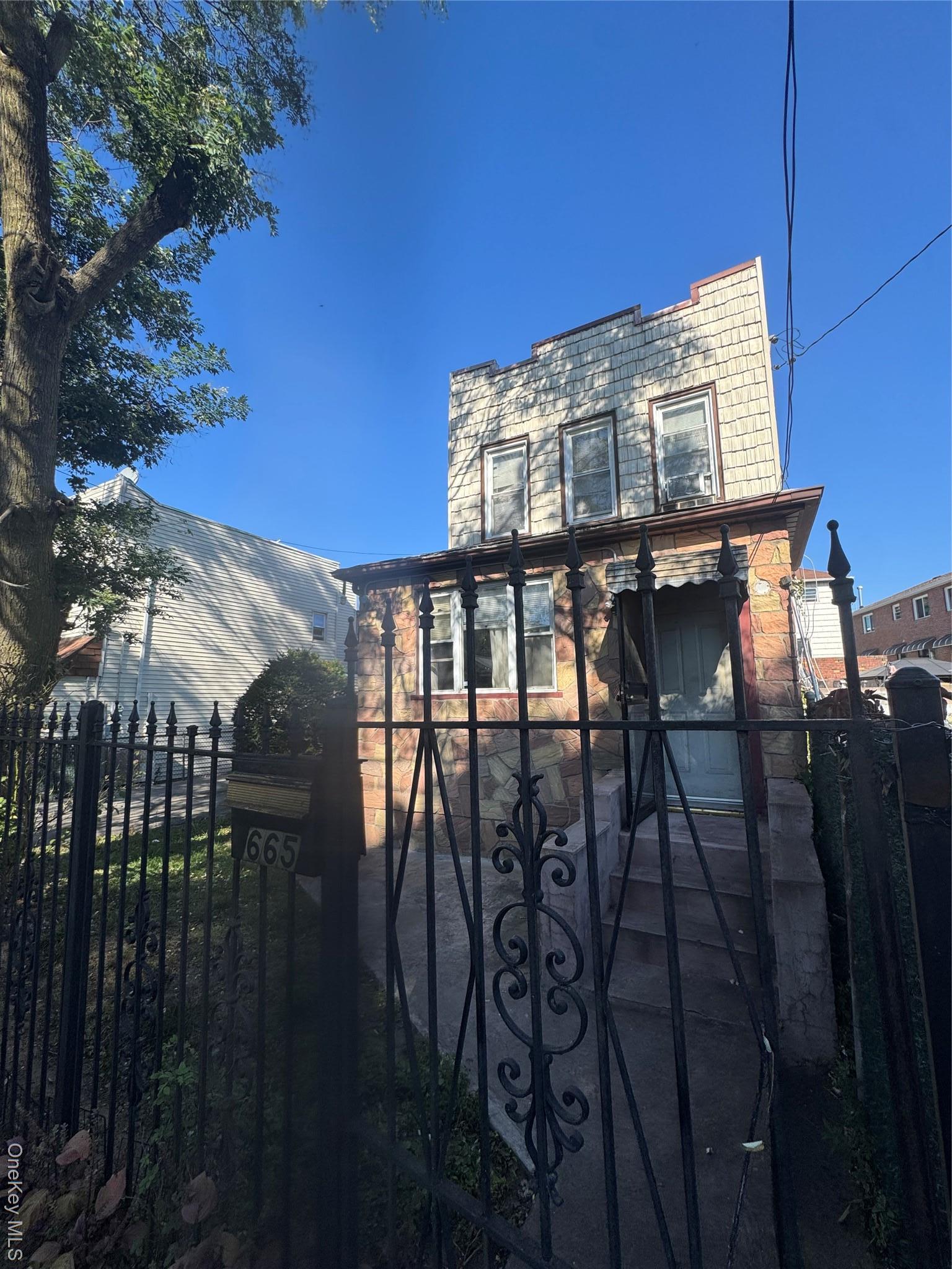 Single Family Varkens Hook  Brooklyn, NY 11236, MLS-938244-2