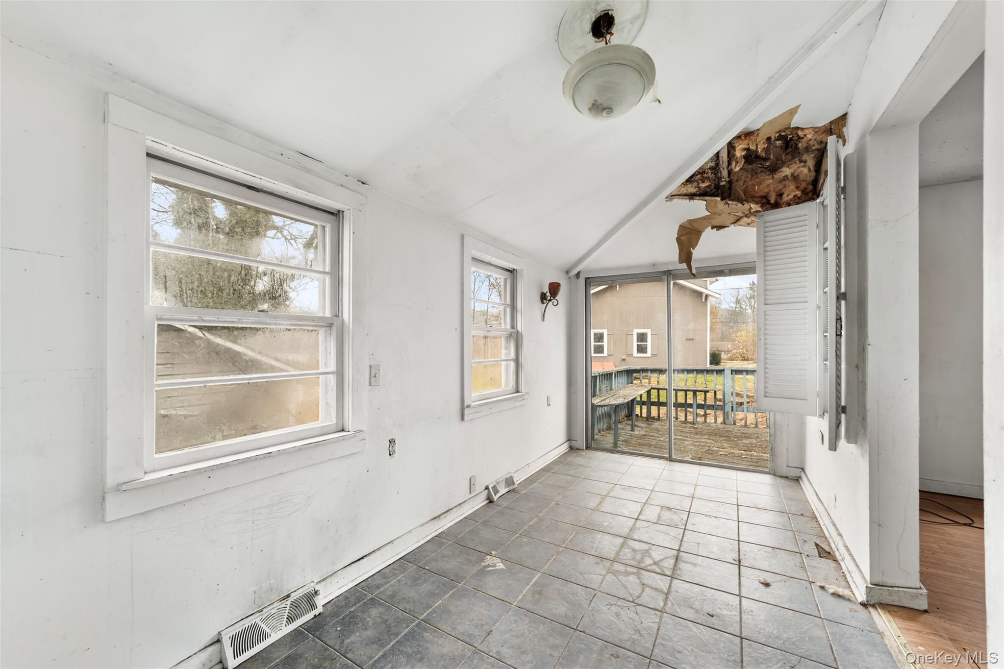 Single Family Laurel  Dutchess County, NY 12531, MLS-938285-25