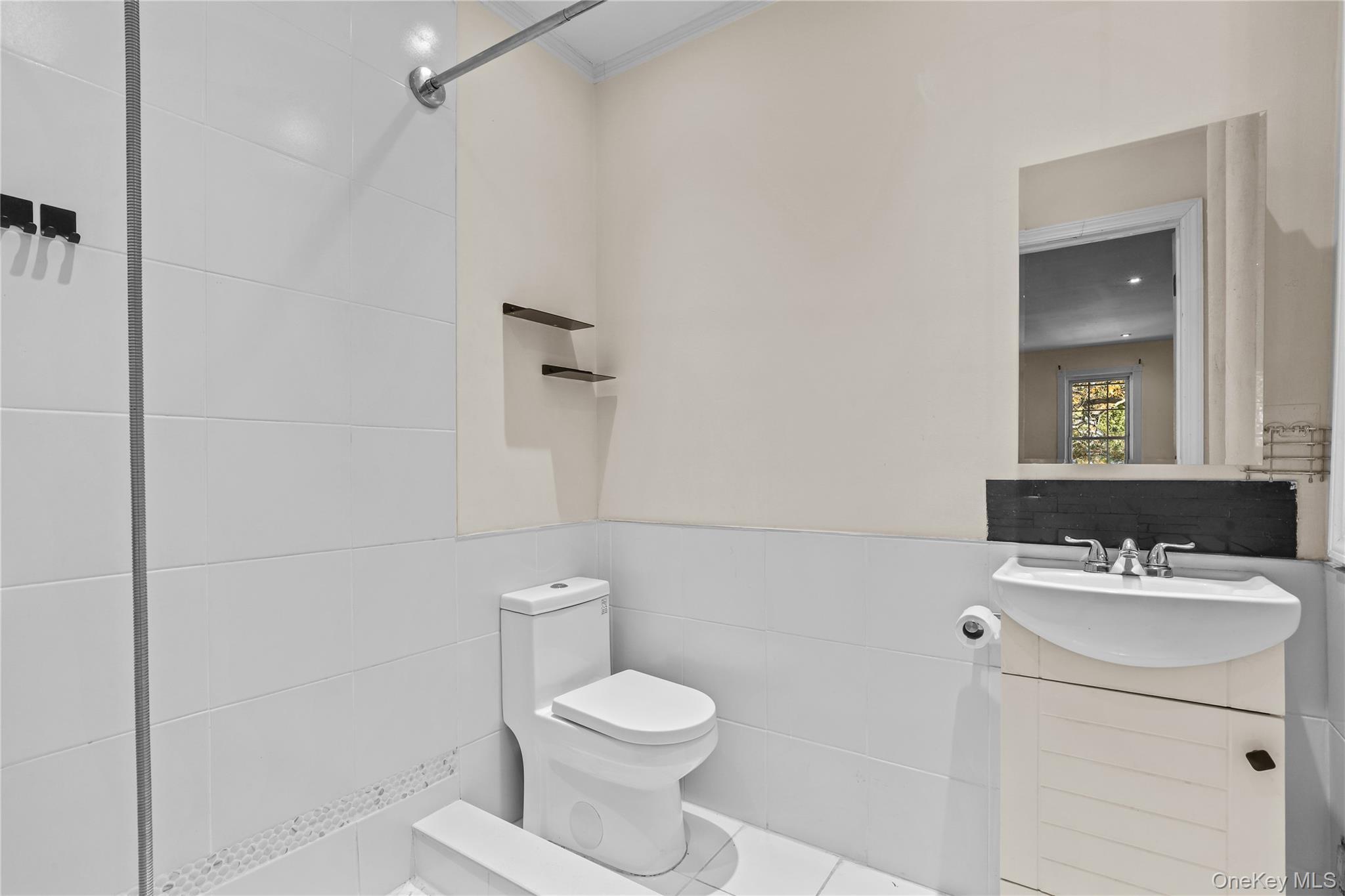 Single Family Edwards Bronx, NY 10461, MLS-938289-15