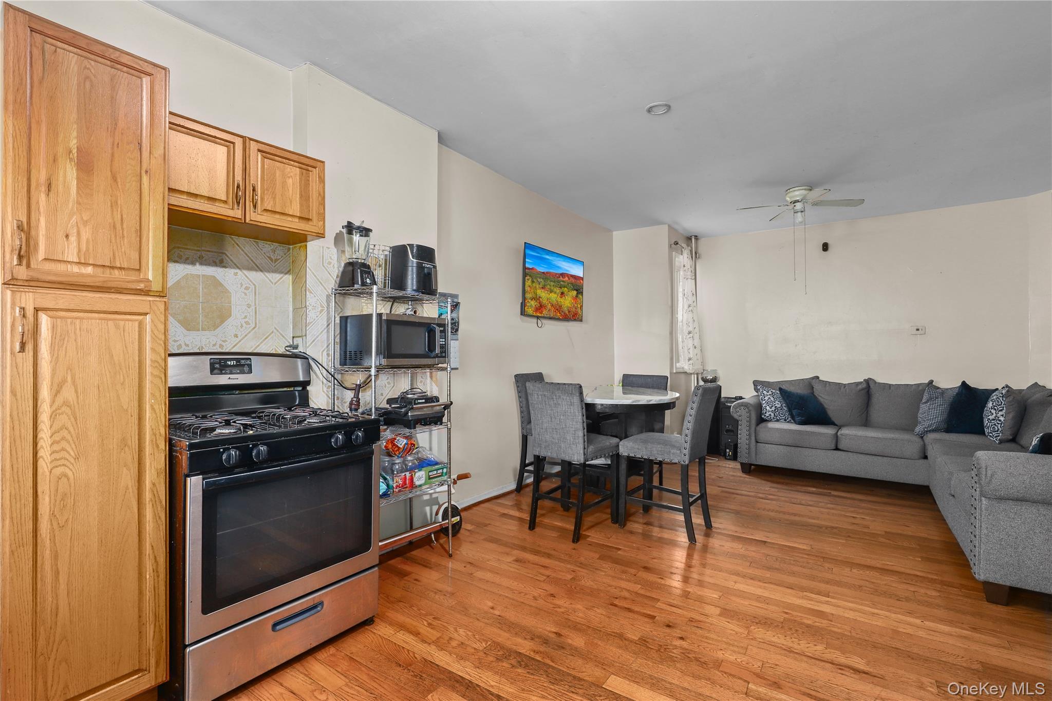 Single Family Edwards Bronx, NY 10461, MLS-938289-17