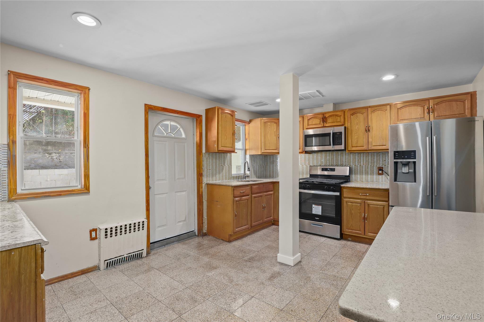 Single Family Edwards Bronx, NY 10461, MLS-938289-6
