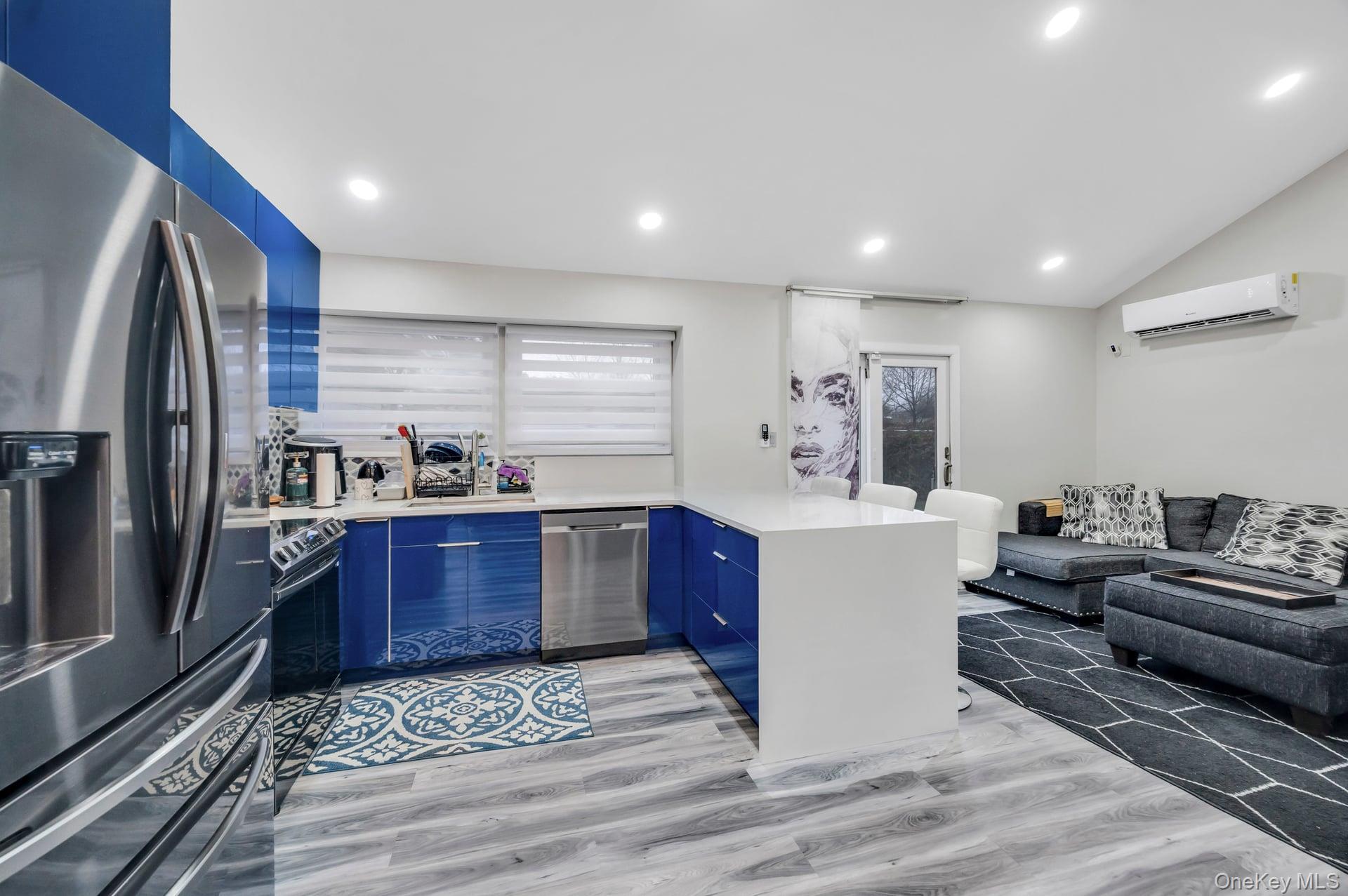 Single Family Drake Suffolk County, NY 11713, MLS-938299-7