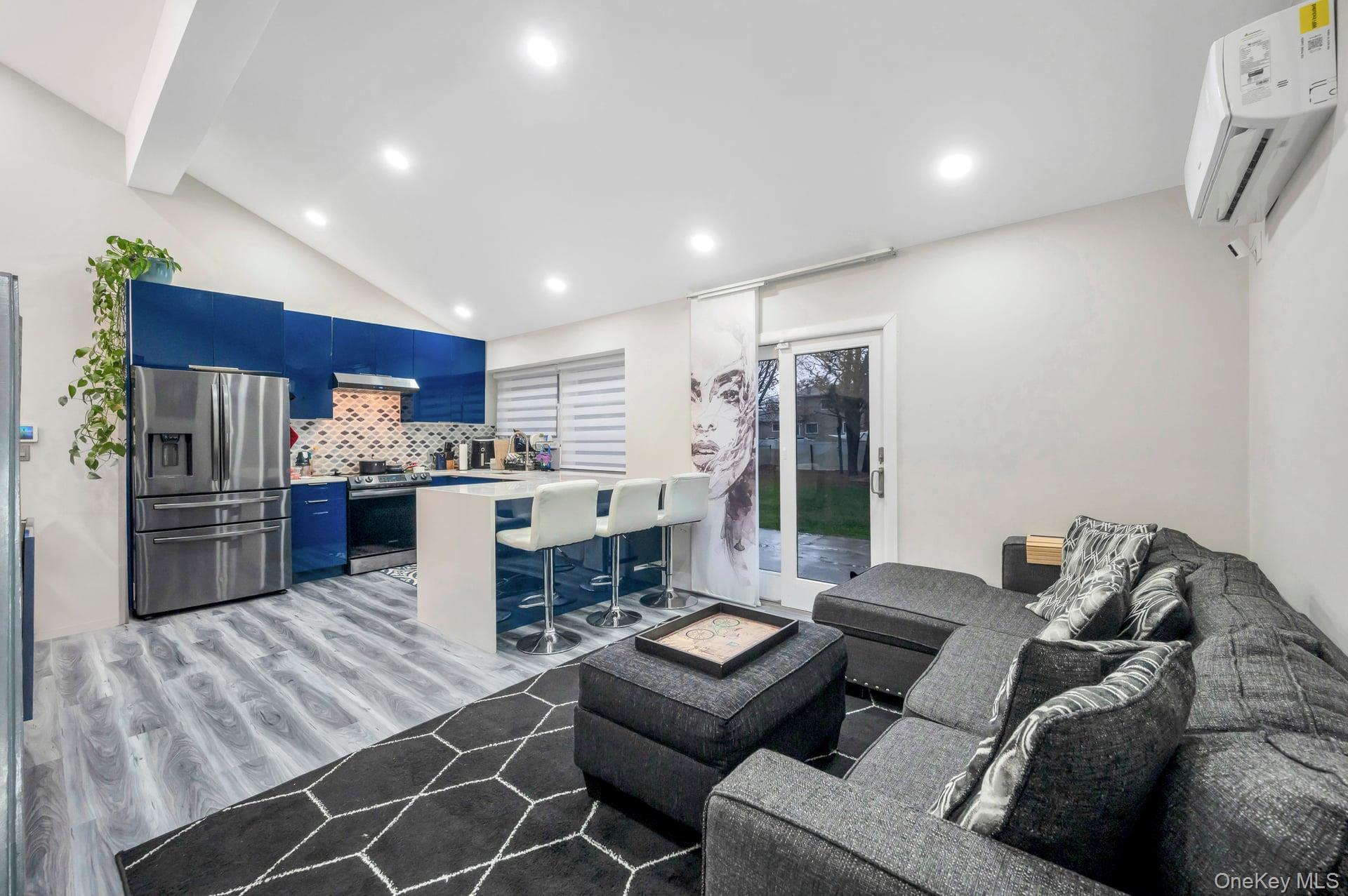 Single Family Drake Suffolk County, NY 11713, MLS-938299-9