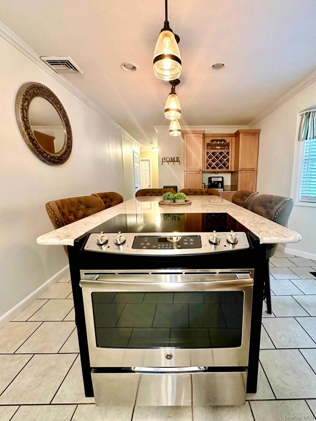 Single Family Southaven Suffolk County, NY 11763, MLS-938315-12