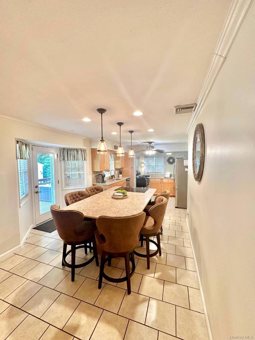 Single Family Southaven Suffolk County, NY 11763, MLS-938315-16