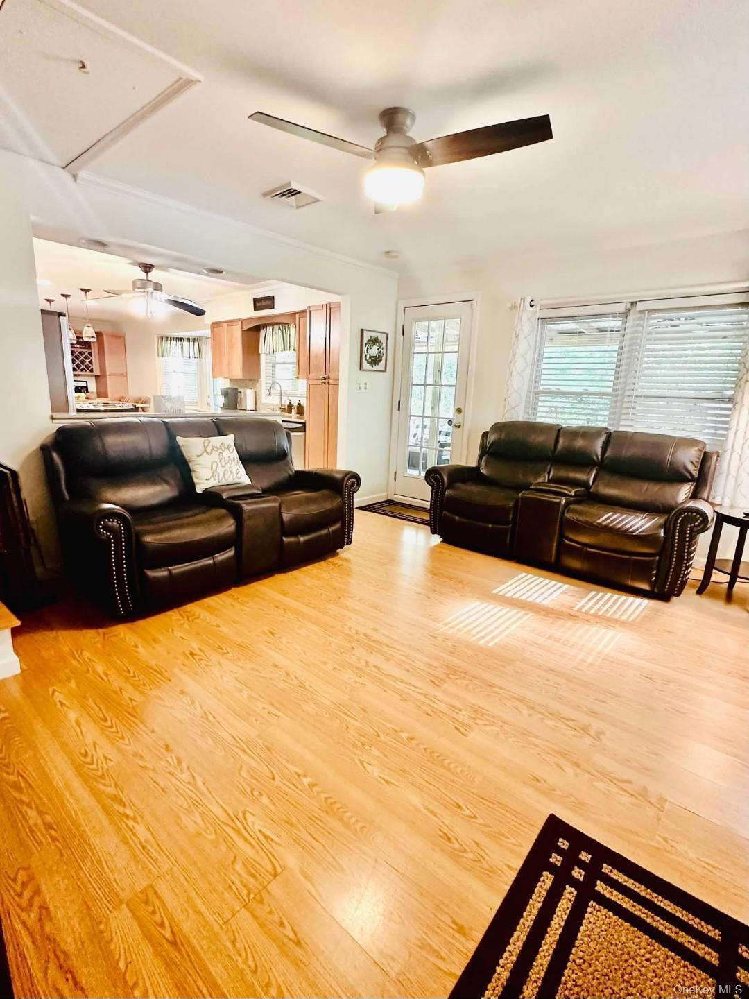 Single Family Southaven Suffolk County, NY 11763, MLS-938315-17