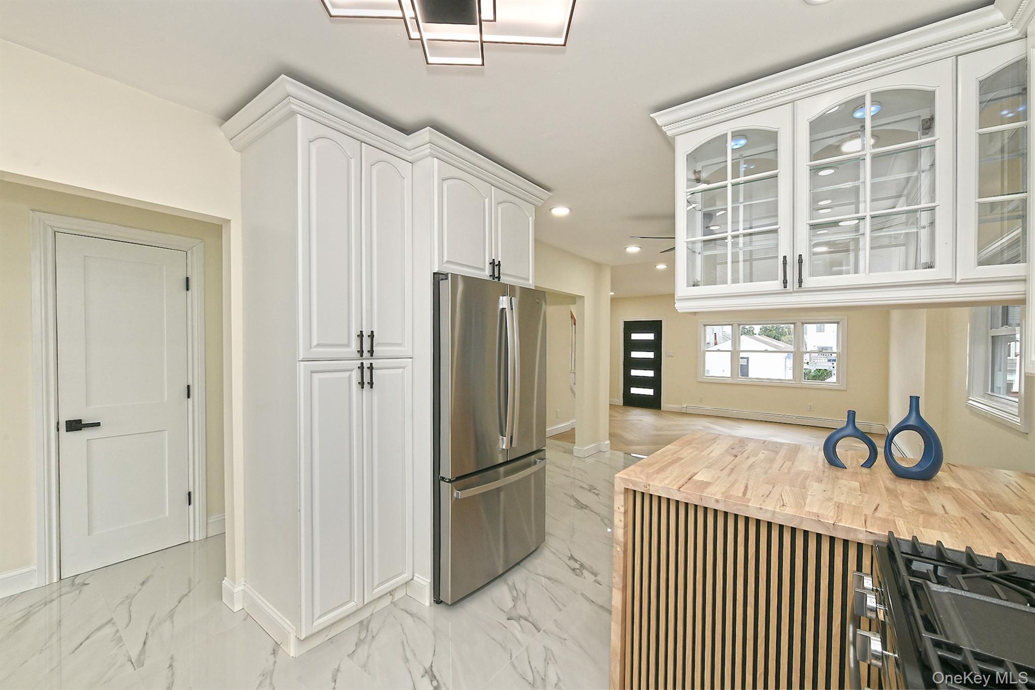 Single Family Beach  Nassau County, NY 11710, MLS-938320-3