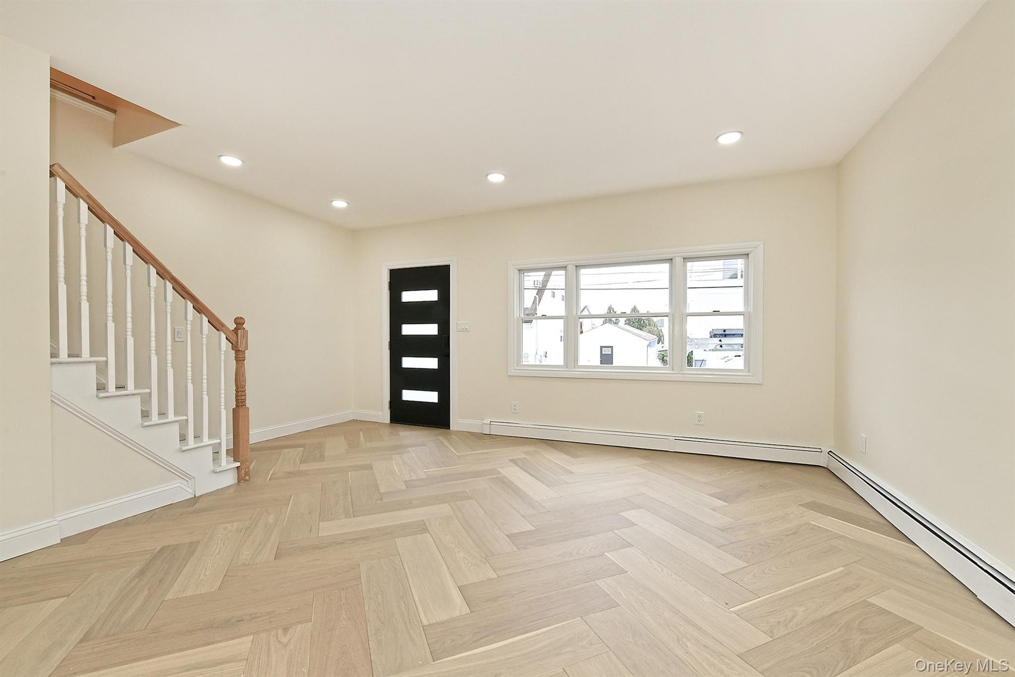 Single Family Beach  Nassau County, NY 11710, MLS-938320-8