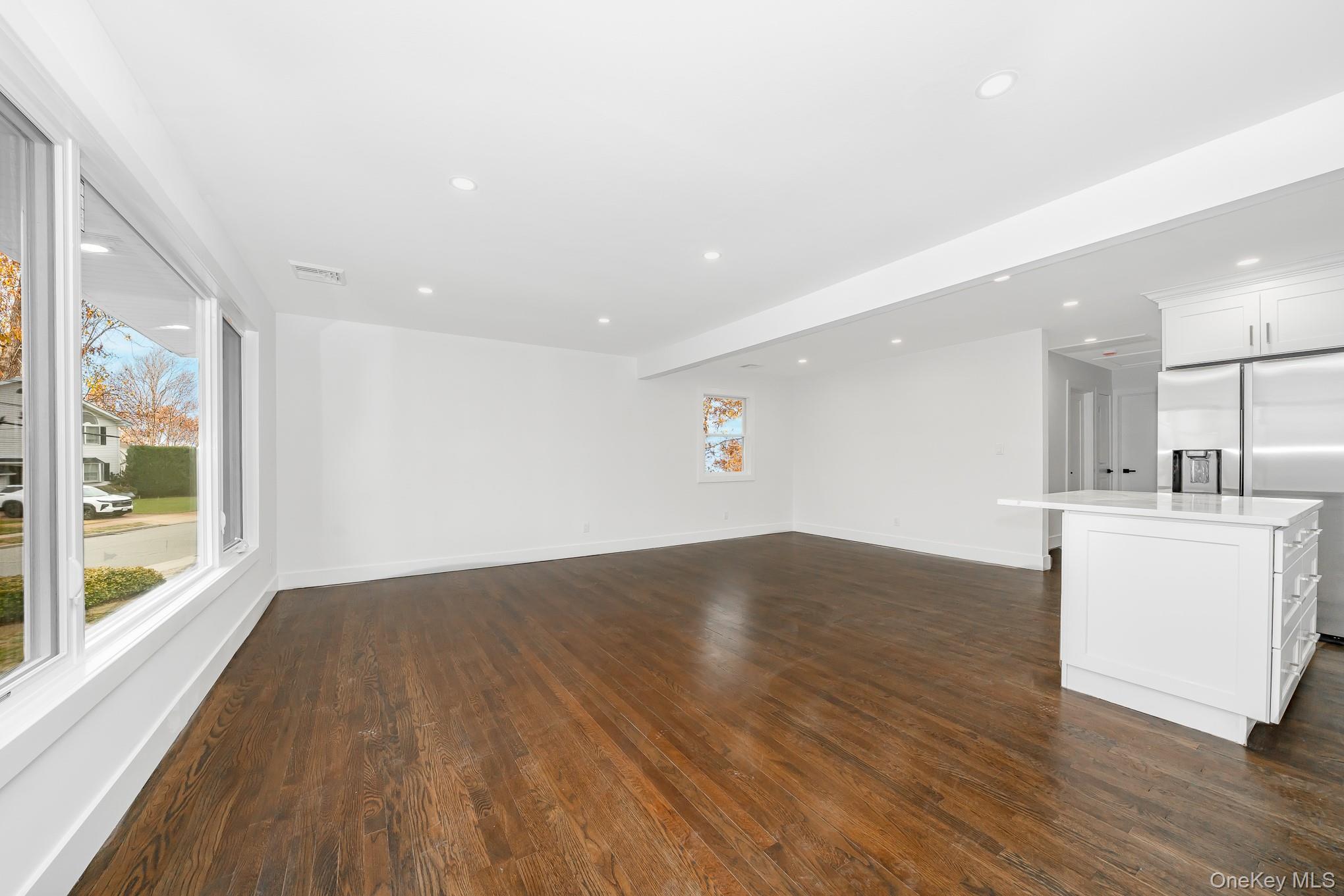 Single Family Hempstead  Nassau County, NY 11793, MLS-938322-10