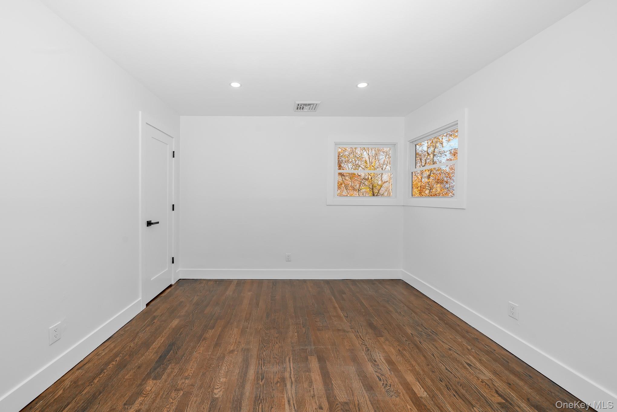 Single Family Hempstead  Nassau County, NY 11793, MLS-938322-14