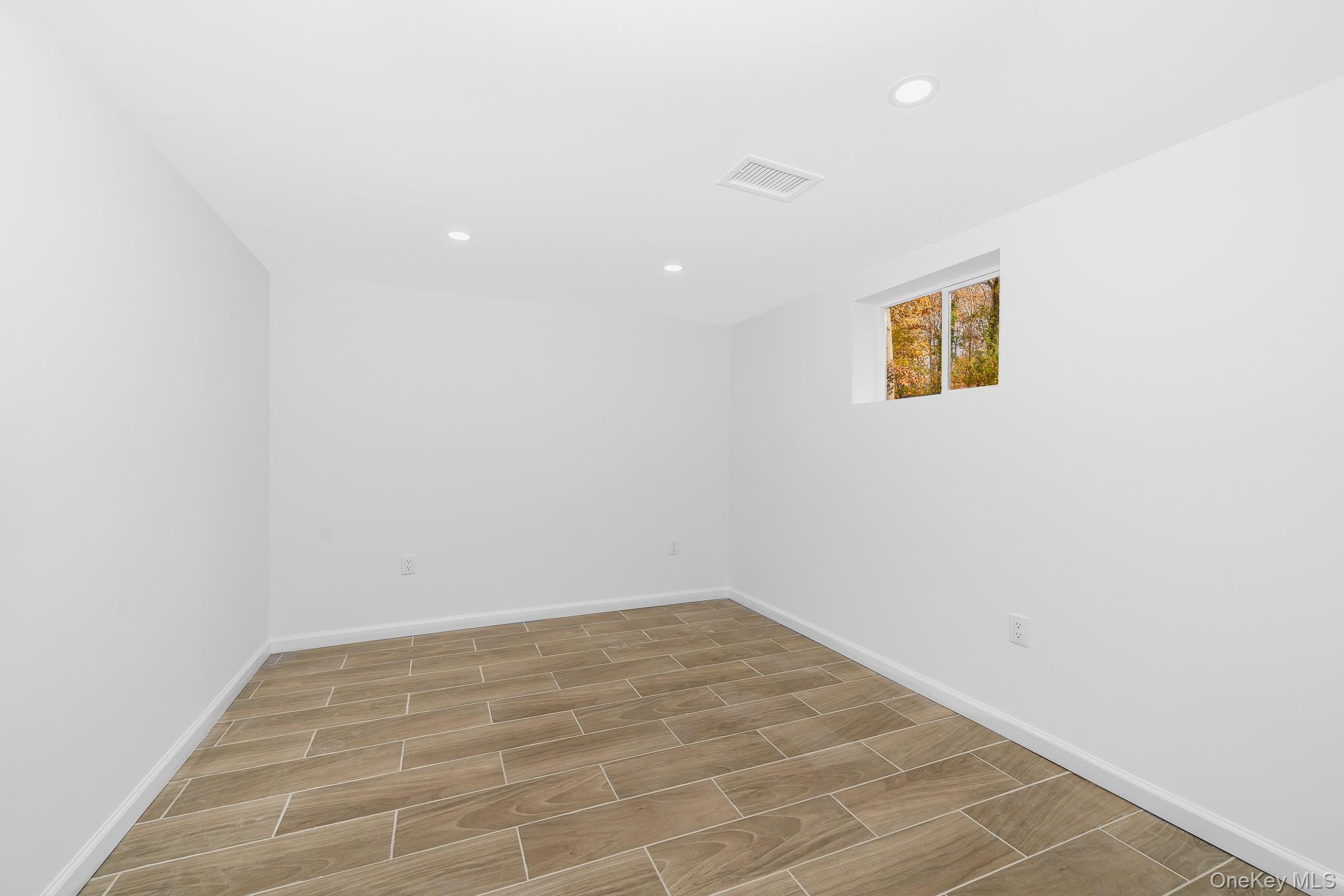 Single Family Hempstead  Nassau County, NY 11793, MLS-938322-20