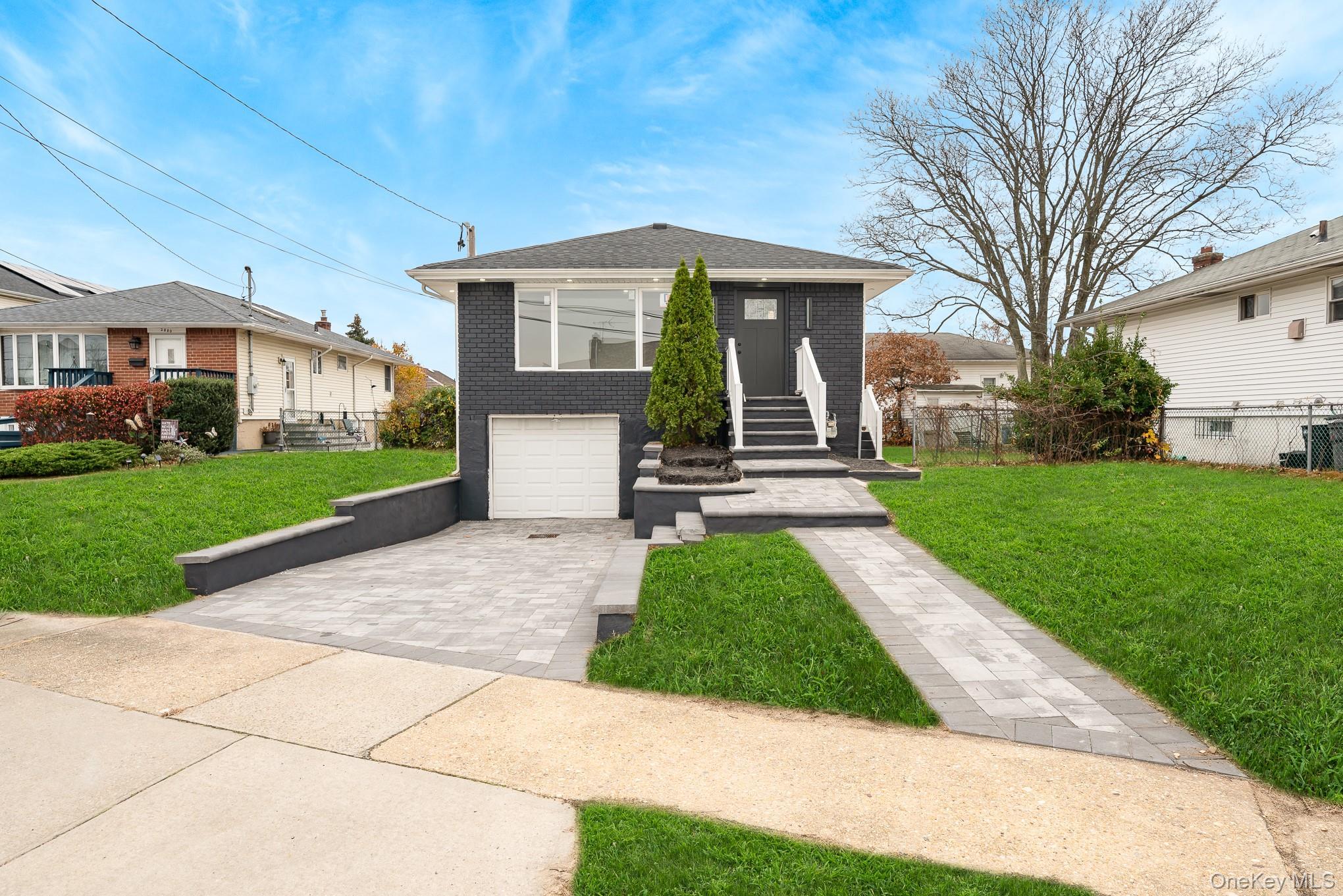 Single Family Hempstead  Nassau County, NY 11793, MLS-938322-4