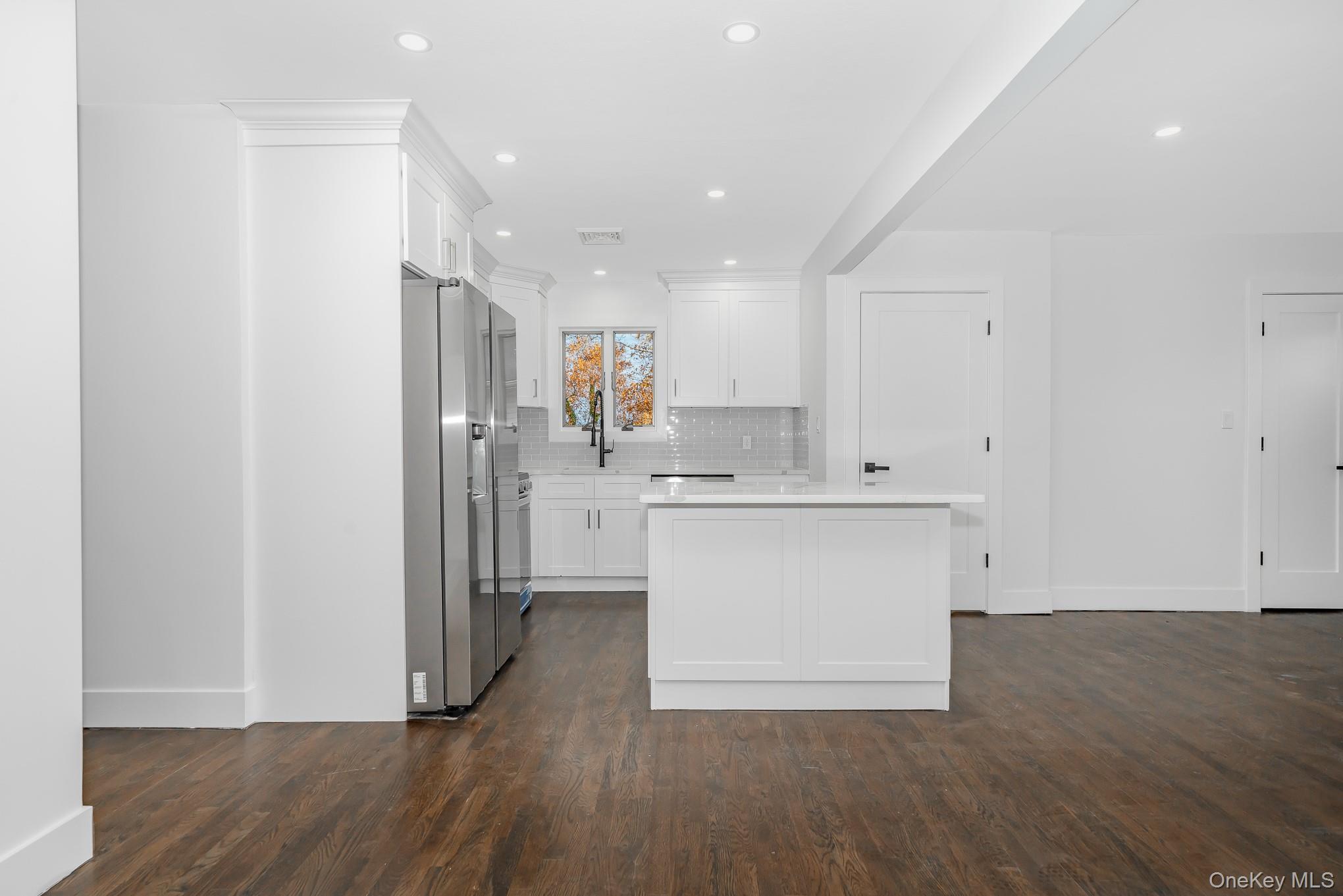 Single Family Hempstead  Nassau County, NY 11793, MLS-938322-9