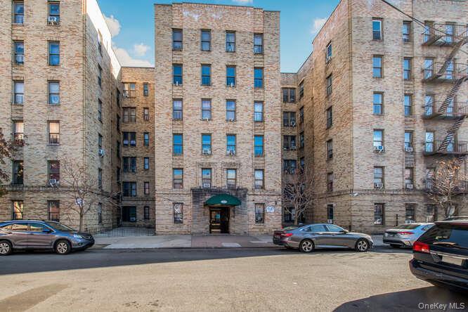 Coop Cruger Bronx, NY 10467, MLS-938329-2