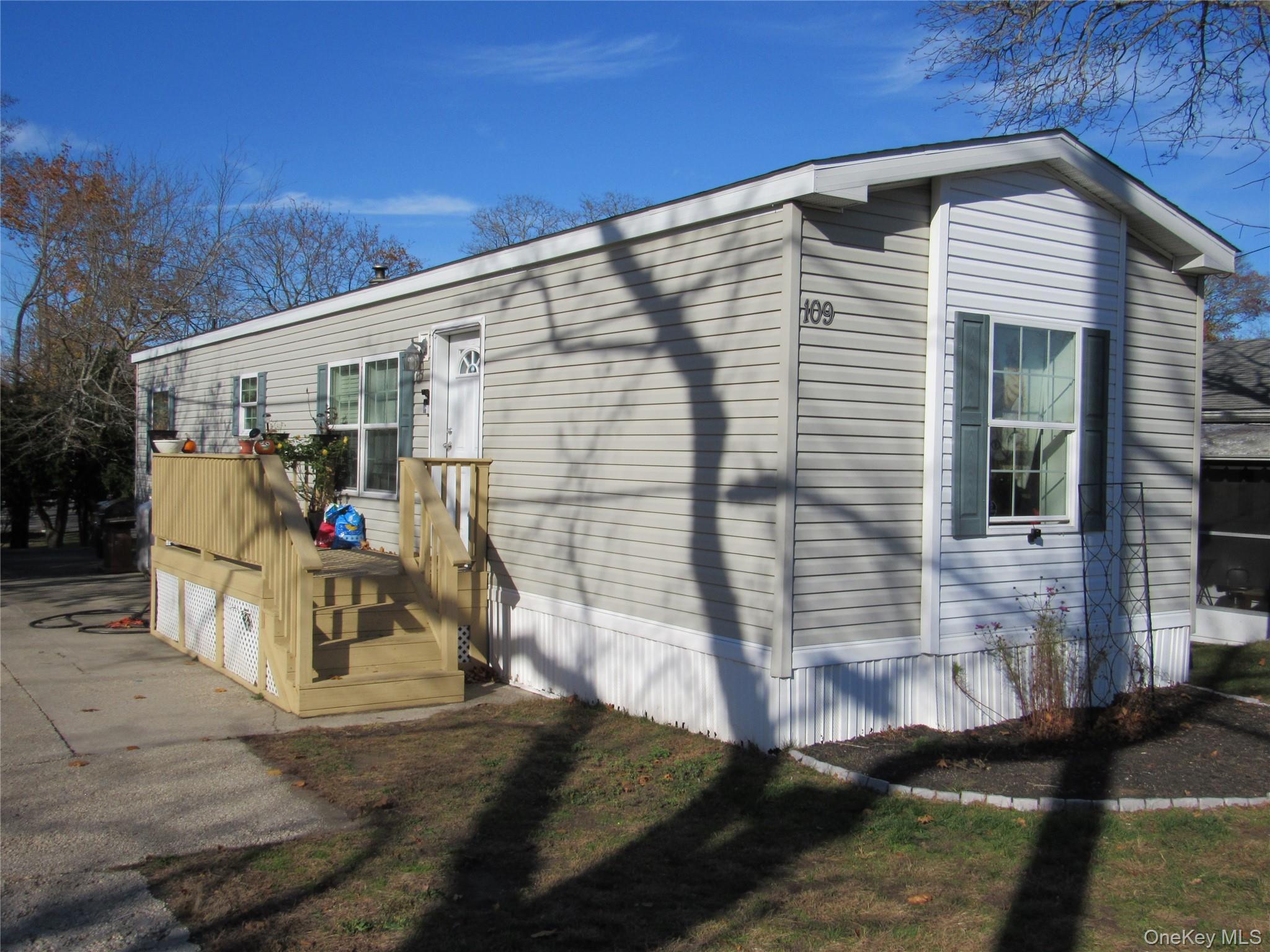 Single Family River  Suffolk County, NY 11933, MLS-938347-4