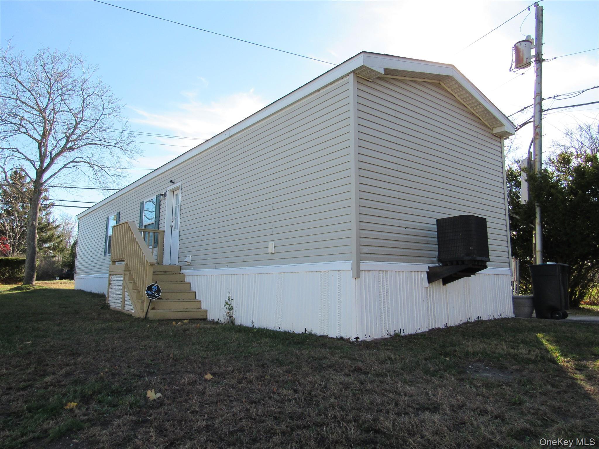 Single Family River  Suffolk County, NY 11933, MLS-938347-5