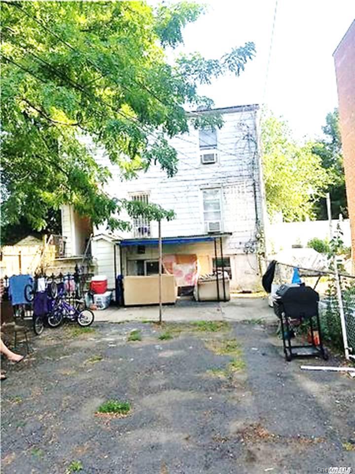 Single Family 49  Queens, NY 11377, MLS-938357-7