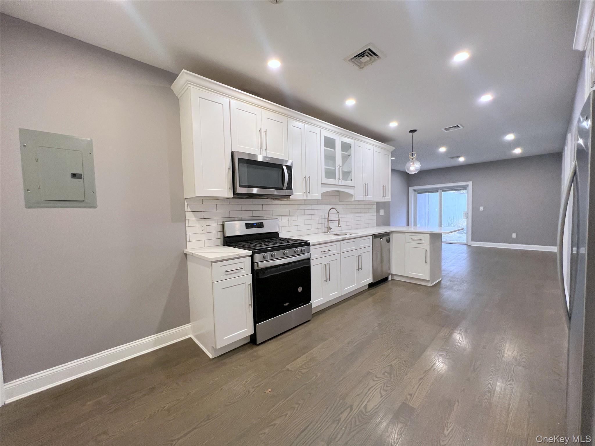 Single Family Jay  Queens, NY 11378, MLS-938370-2