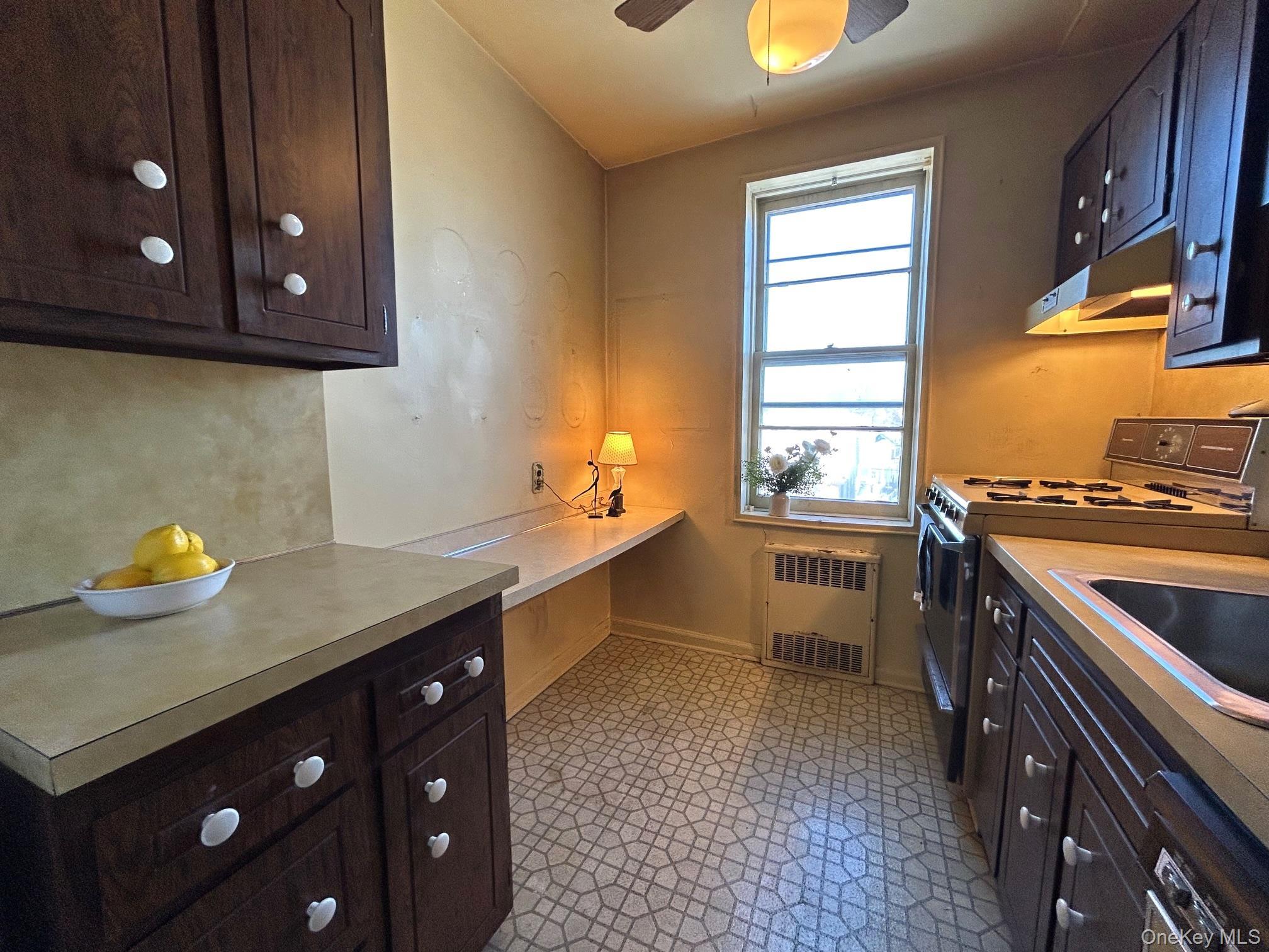 Coop King  Westchester County, NY 10573, MLS-938374-13