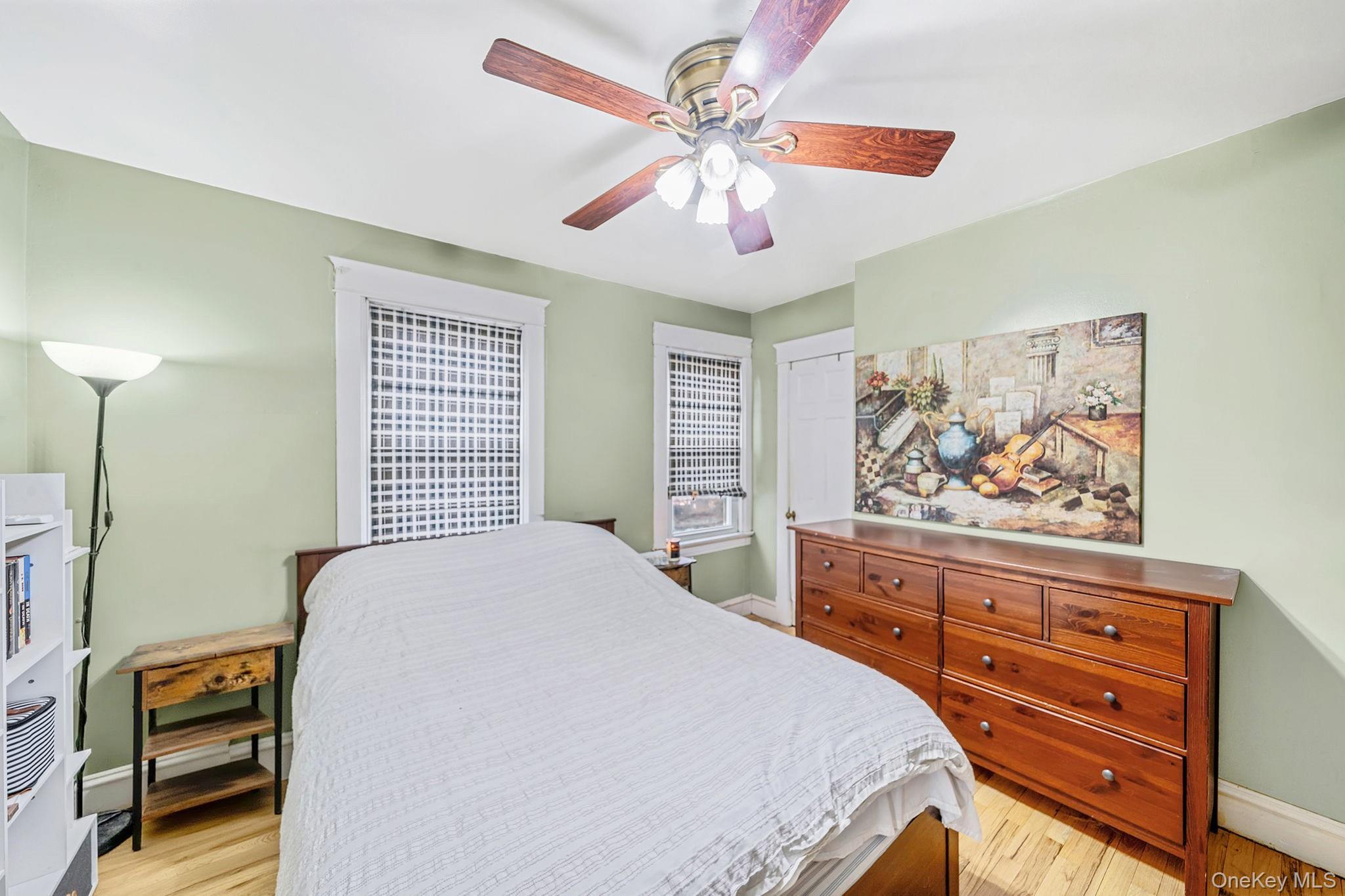 Single Family Cliffside  Staten Island, NY 10304, MLS-938376-19