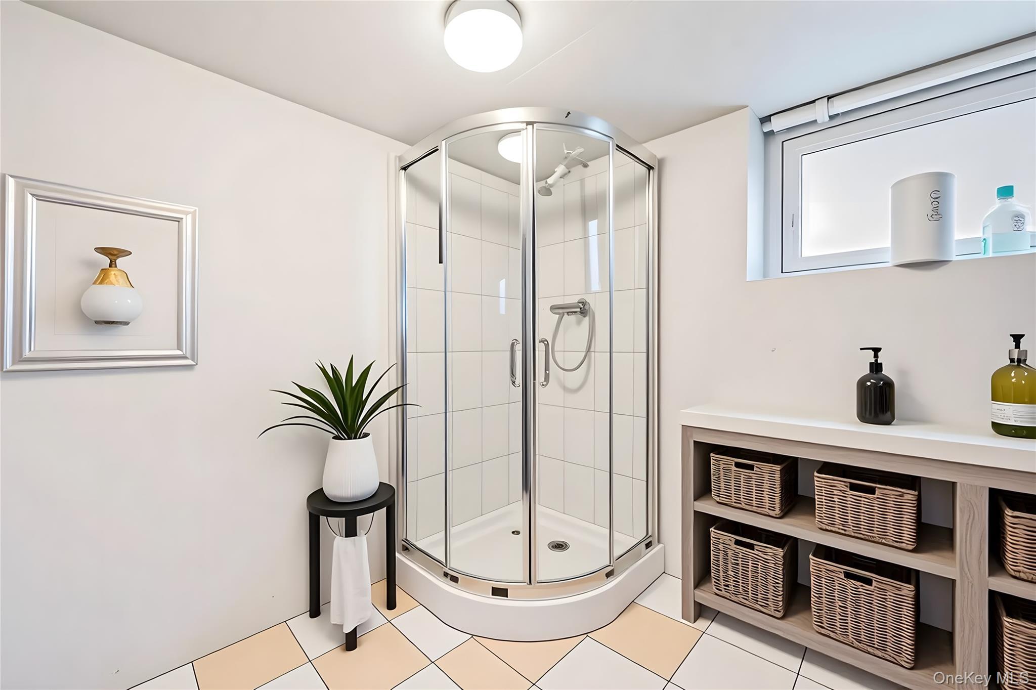 Single Family Cliffside  Staten Island, NY 10304, MLS-938376-5