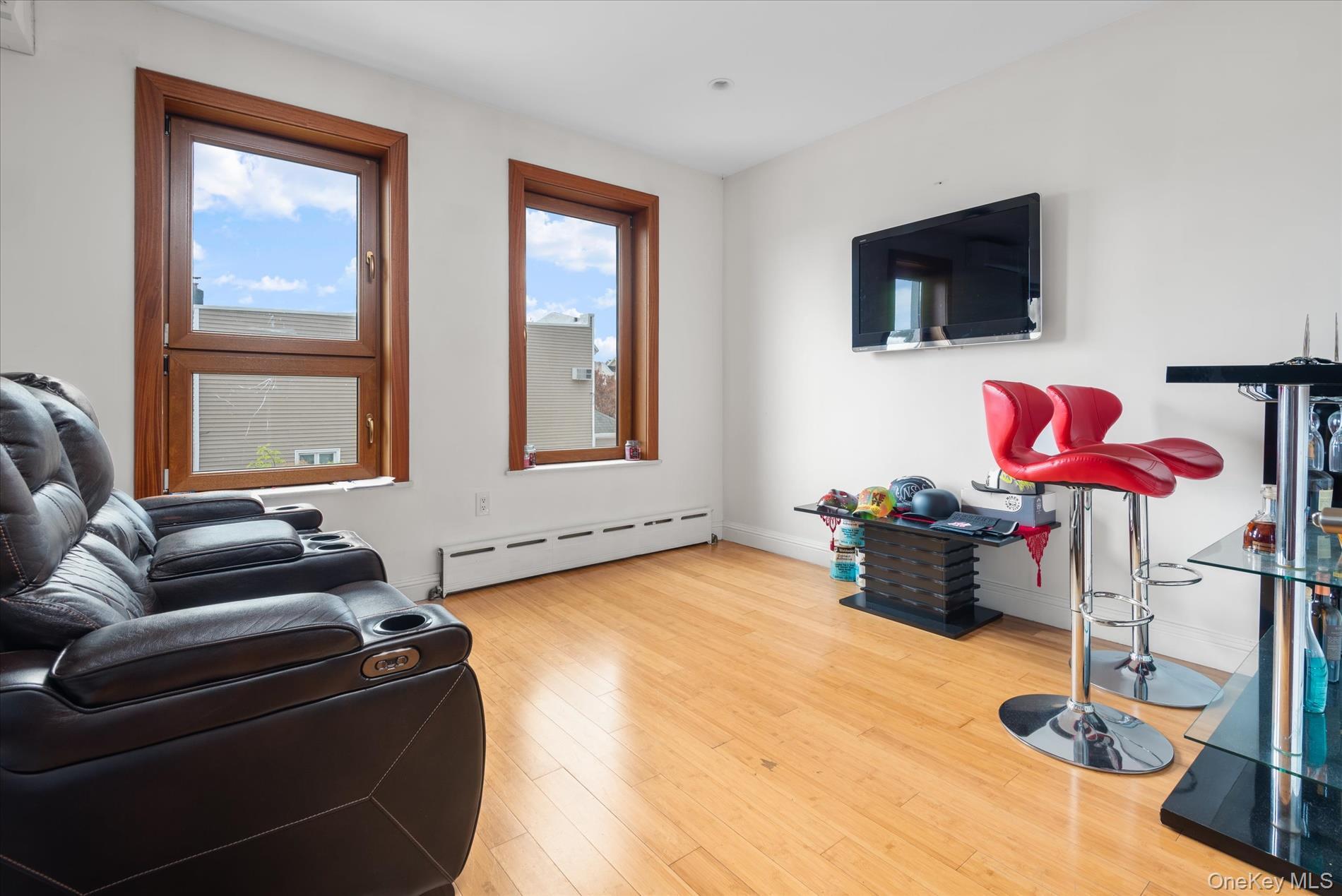 Single Family 60th  Queens, NY 11378, MLS-938383-2