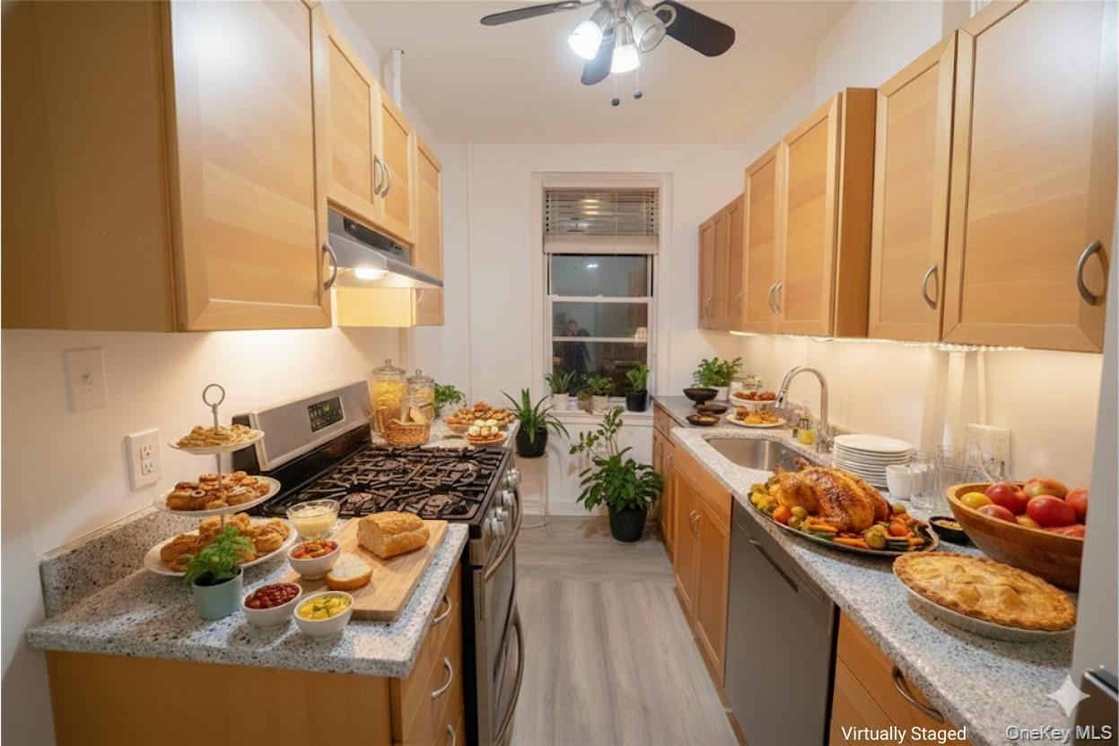 Coop 64th Queens, NY 11377, MLS-938384-2