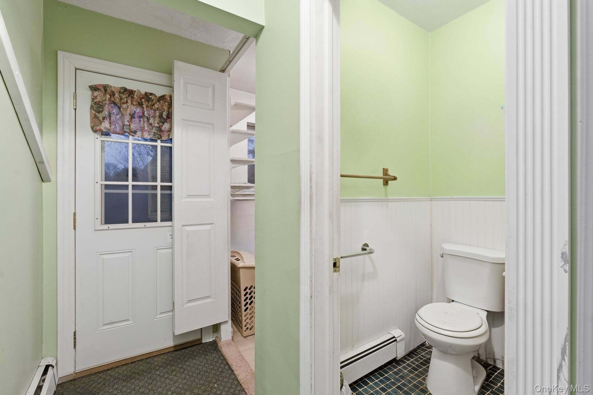 Single Family Val Suffolk County, NY 11741, MLS-938389-11