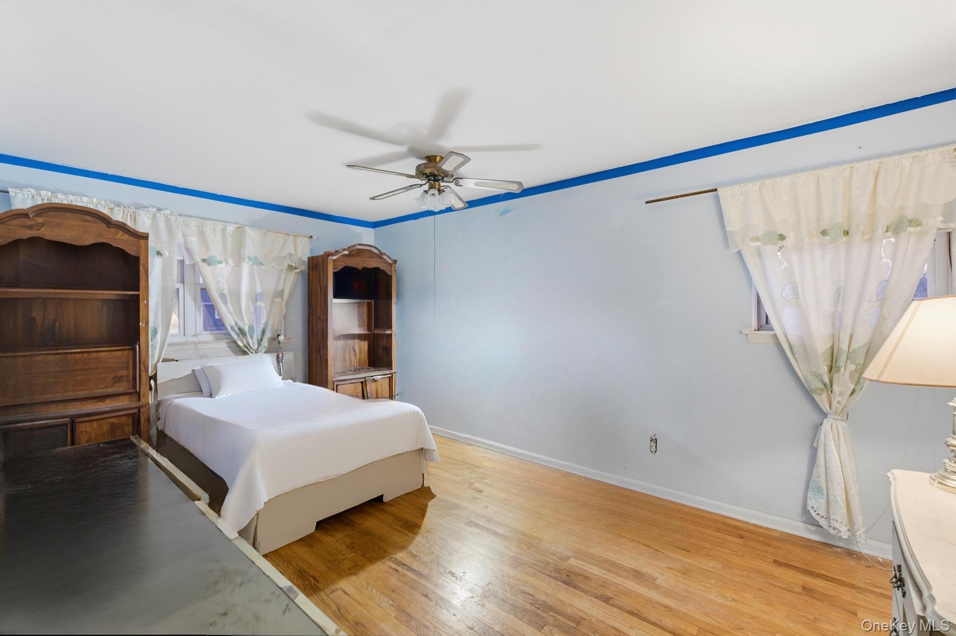 Single Family Val Suffolk County, NY 11741, MLS-938389-13