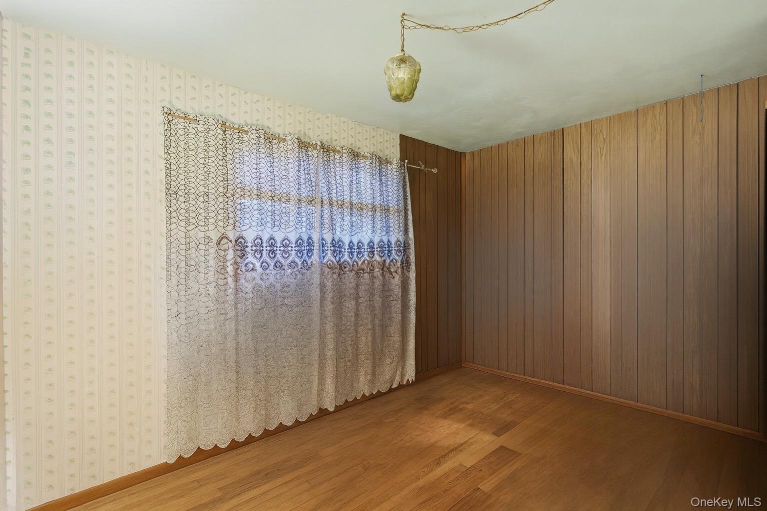 Single Family Val Suffolk County, NY 11741, MLS-938389-19