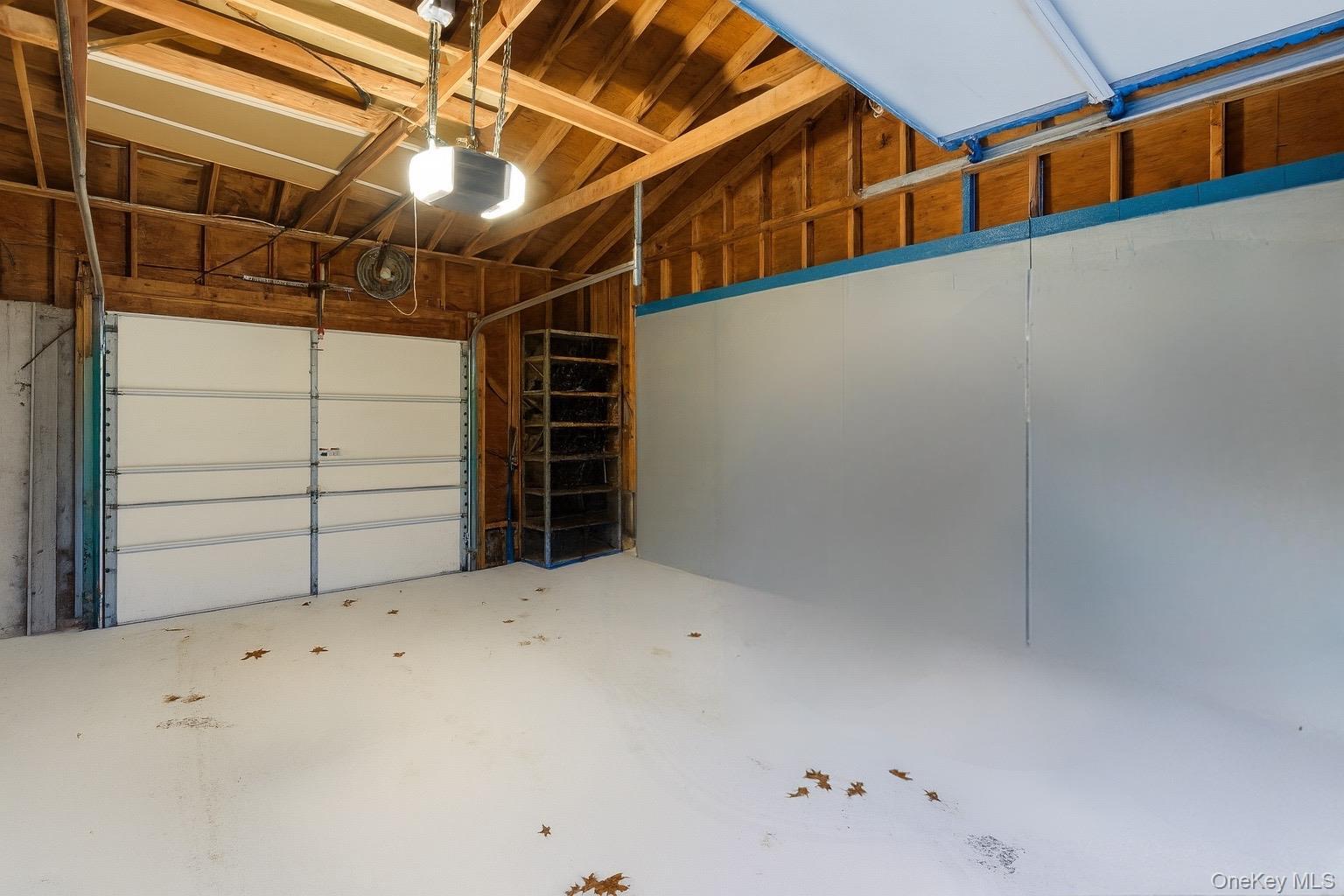 Single Family Val Suffolk County, NY 11741, MLS-938389-20