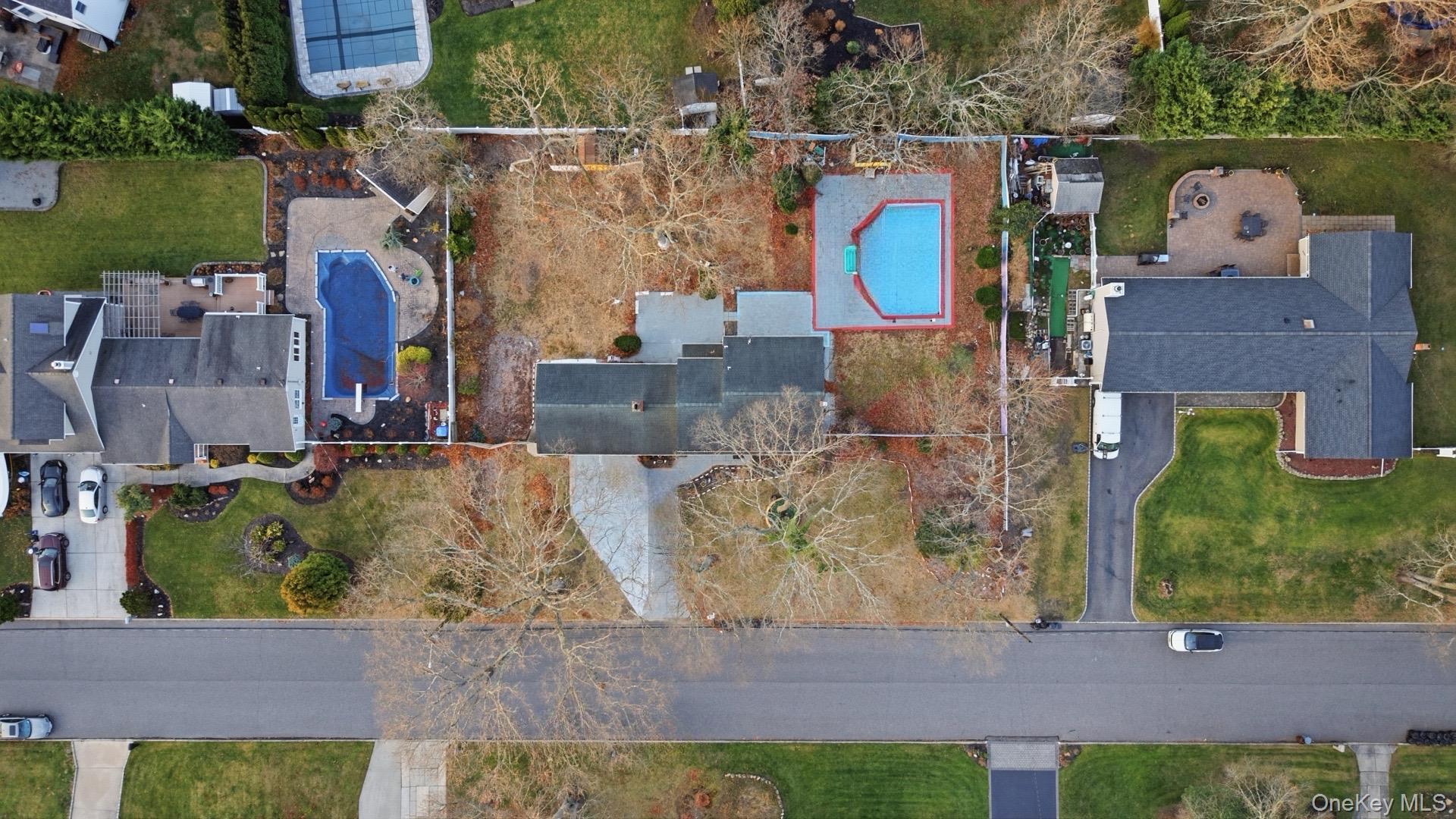 Single Family Val Suffolk County, NY 11741, MLS-938389-29